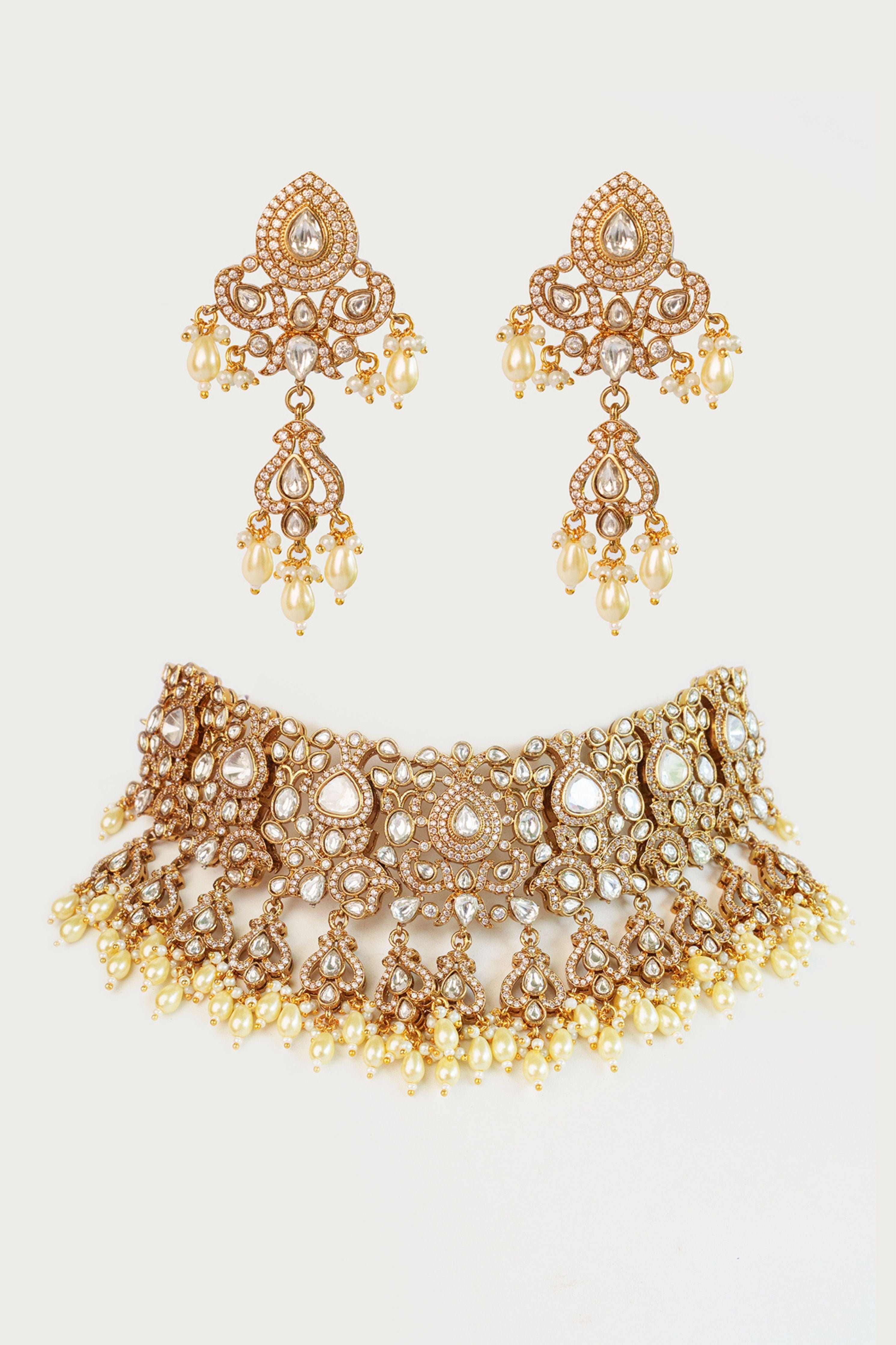 Jade Bold And Dramatic Two Tone Finish Polki Necklace Set