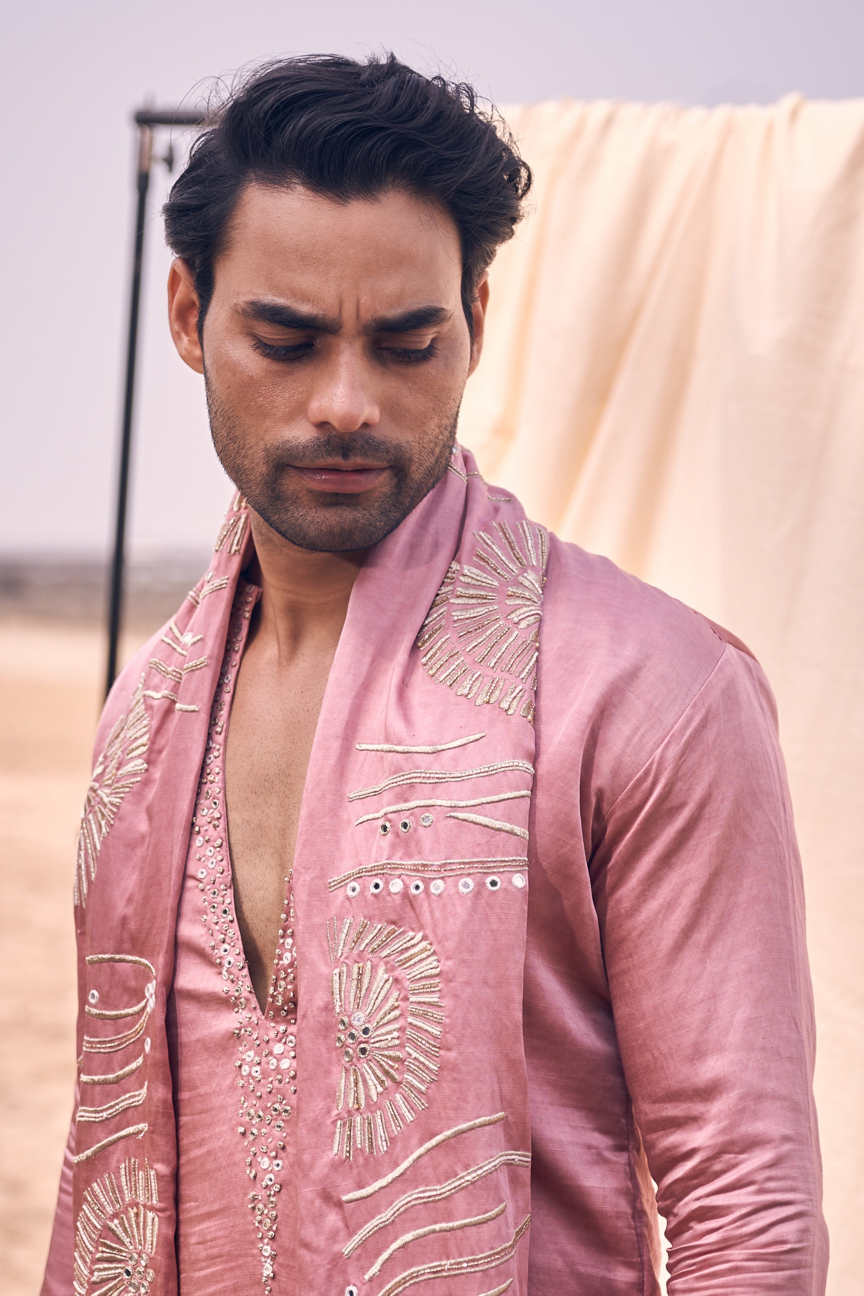 Pink Floral Embroidery Kurta Set