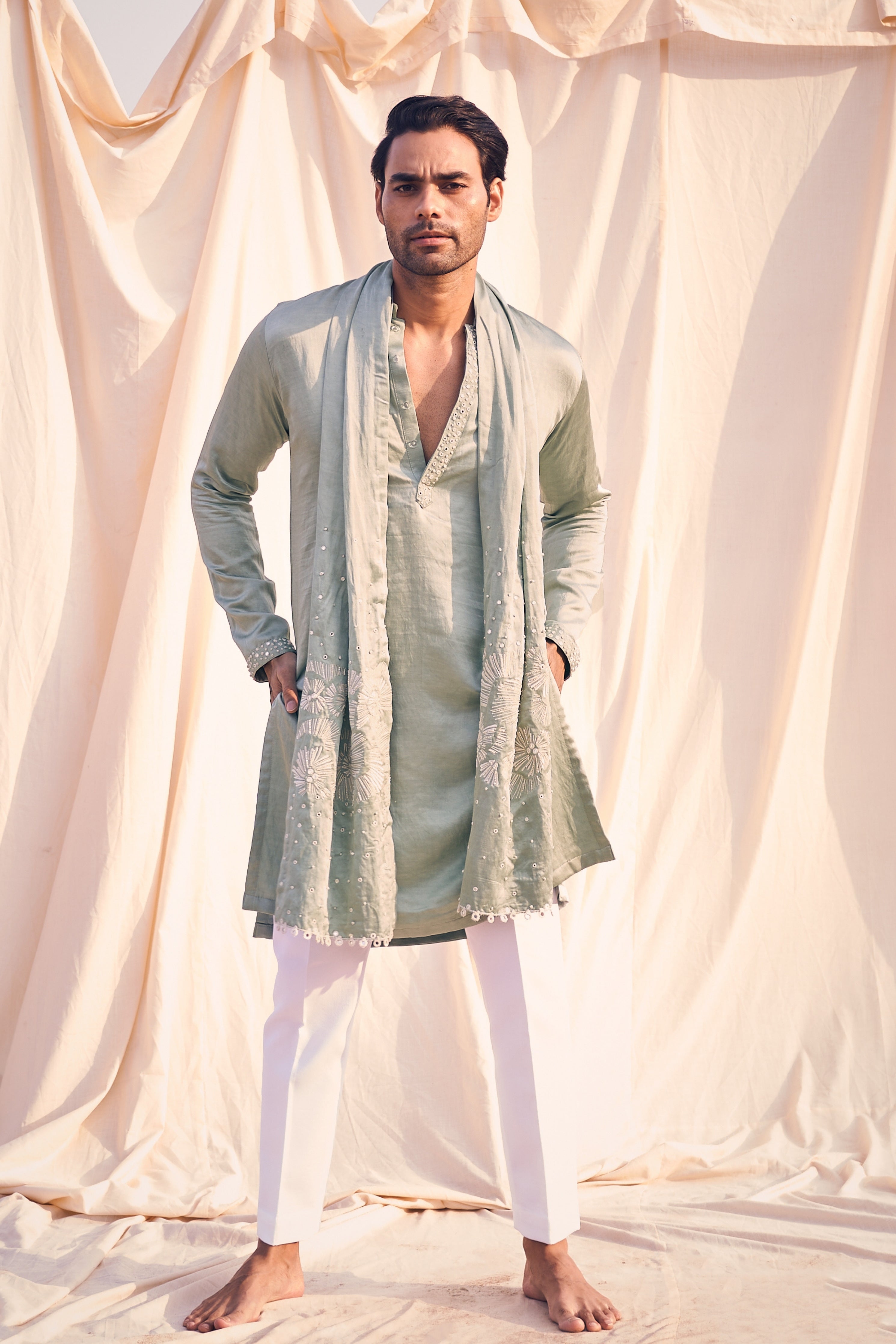 Mirror Tussels Kurta Set