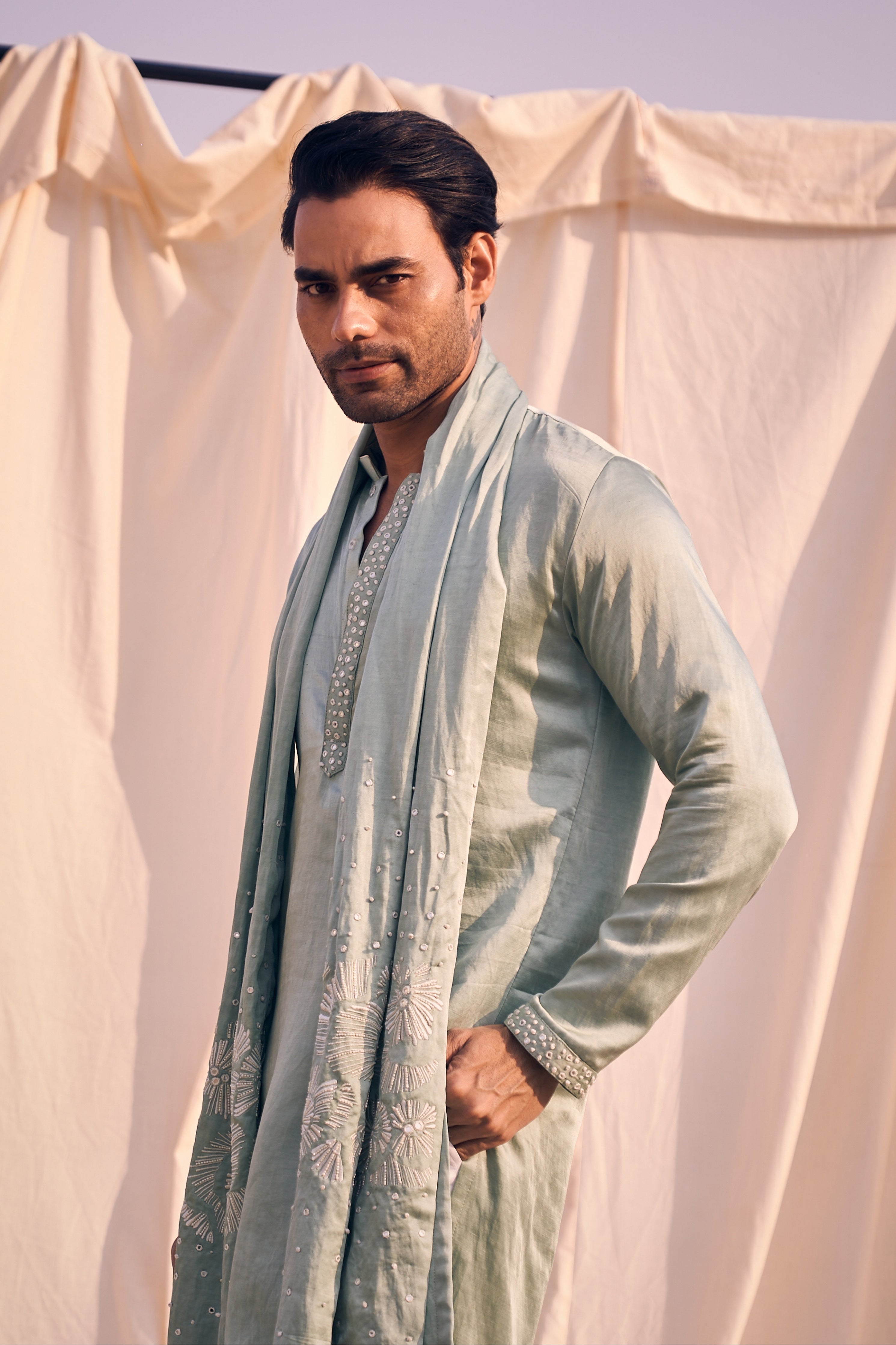 Mirror Tussels Kurta Set
