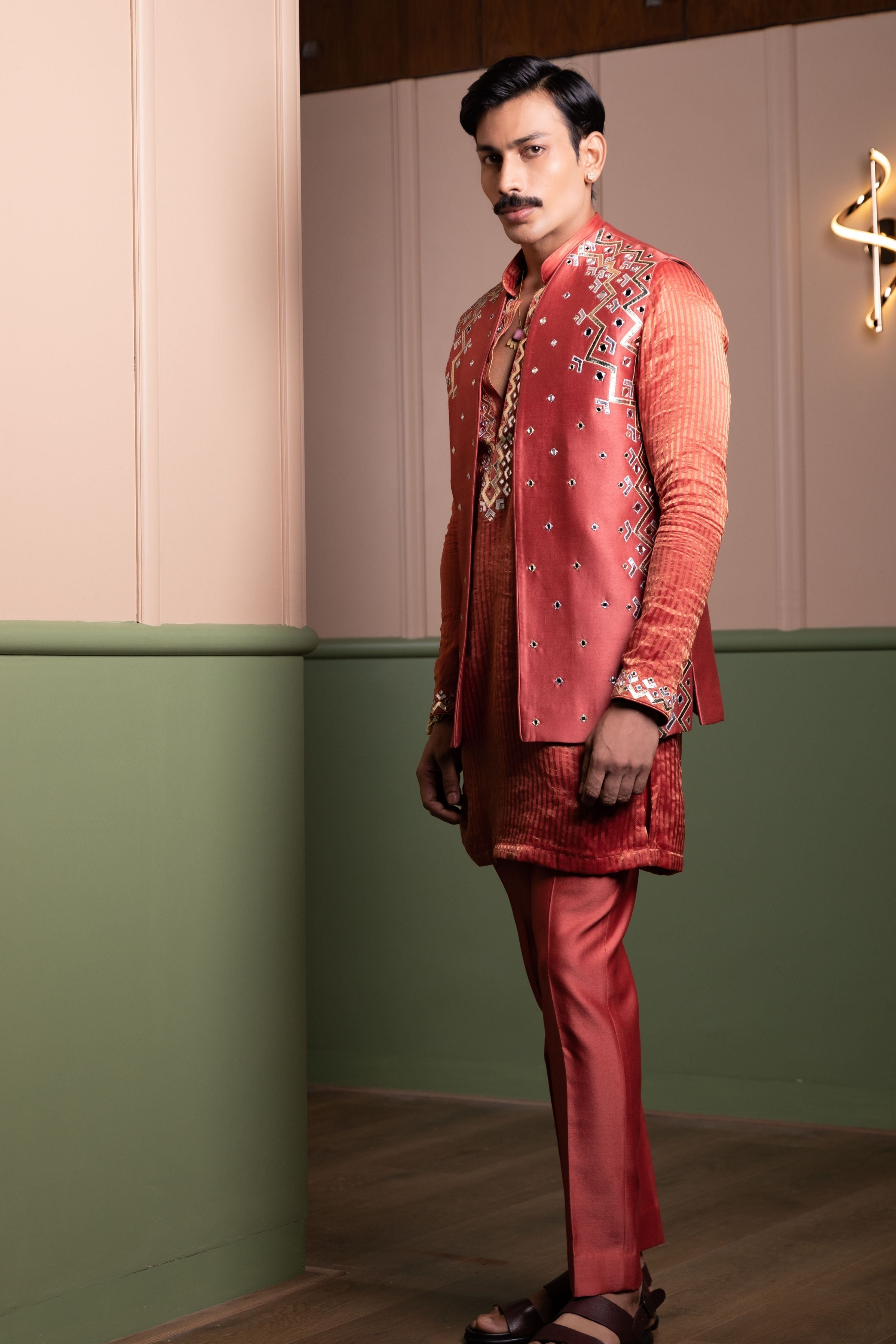 Lightening Kurta Bandi Set