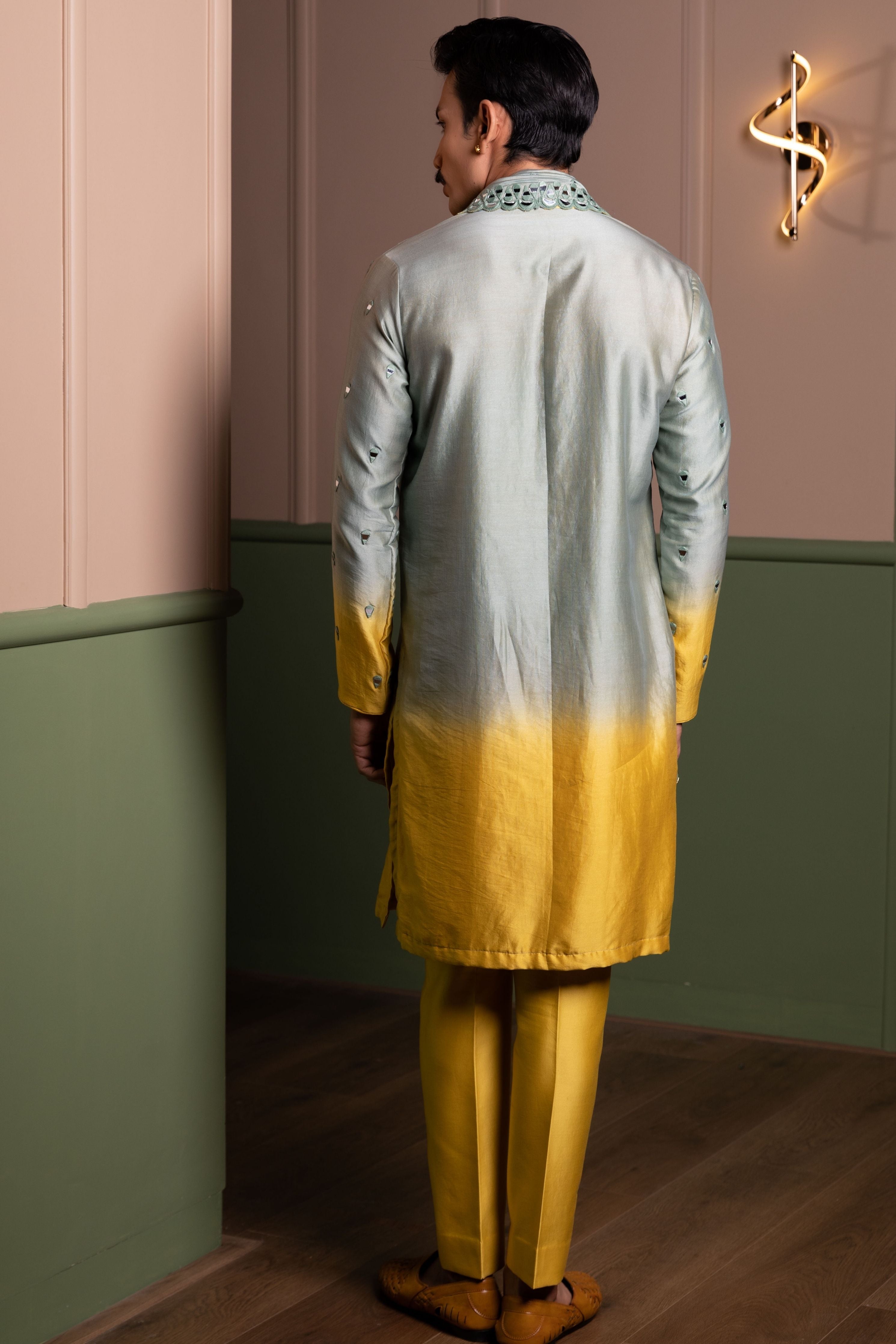 Balloon Mirror Ombre Kurta Stole Set