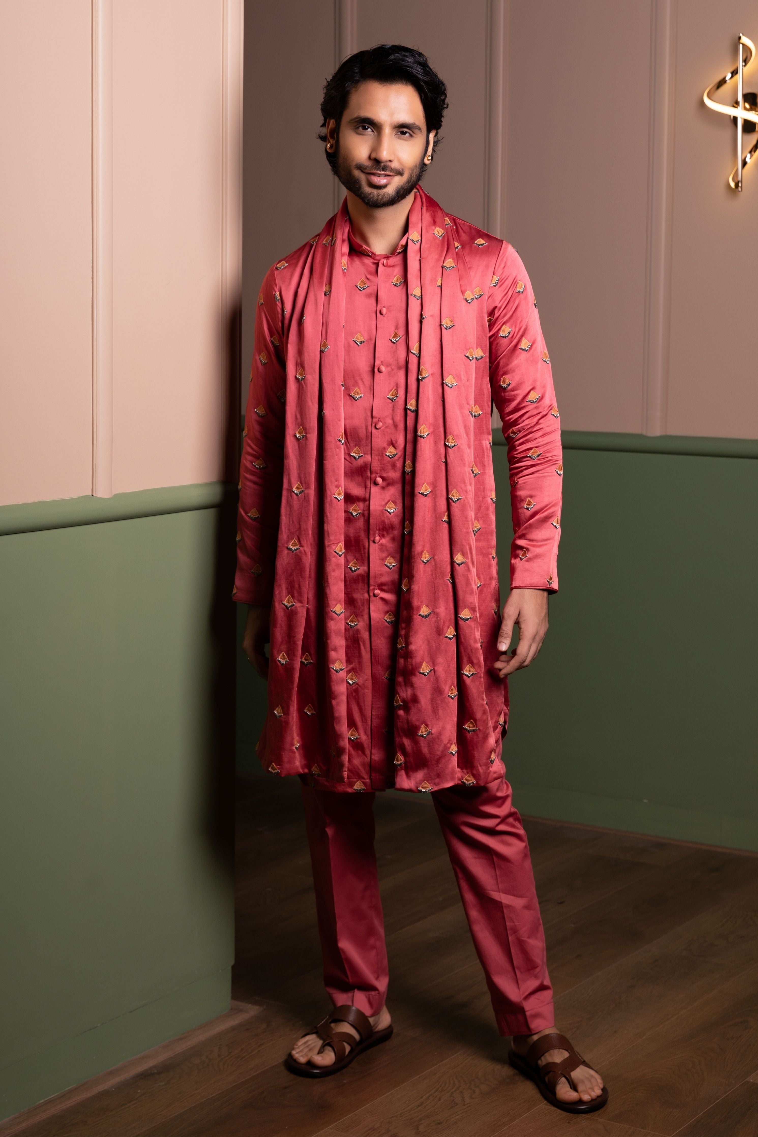 Triangle Buti Kurta Stole Set