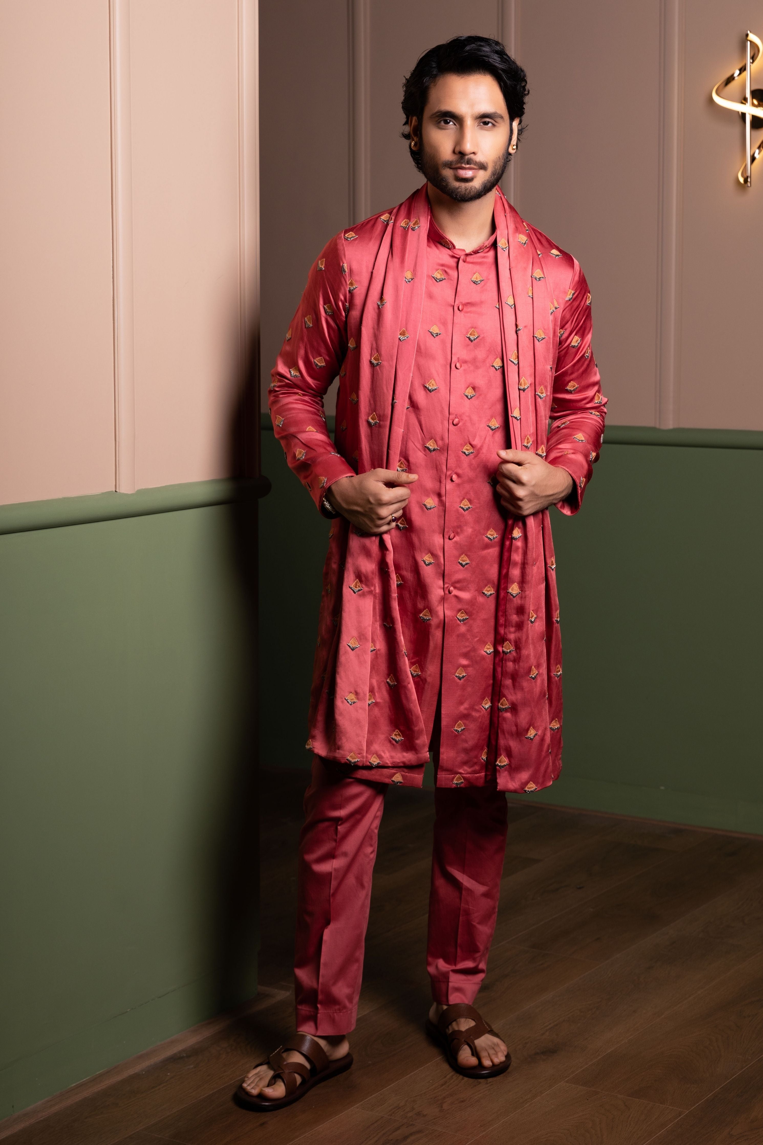 Triangle Buti Kurta Stole Set