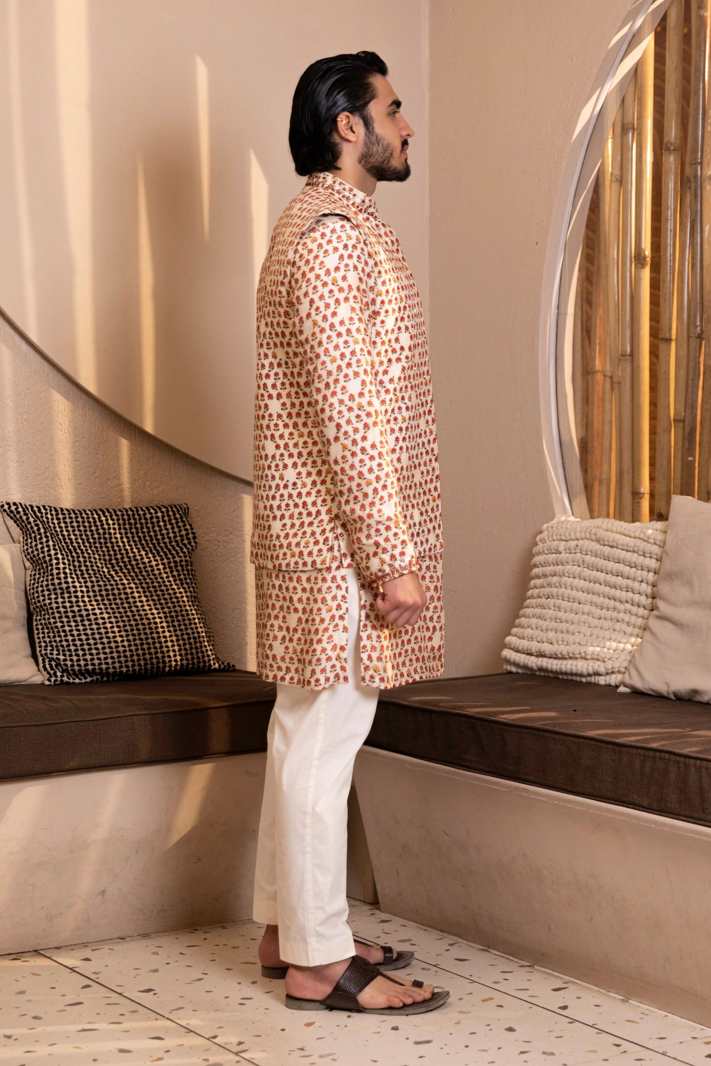 Ivory Mini Buti Kurta Bandi Set