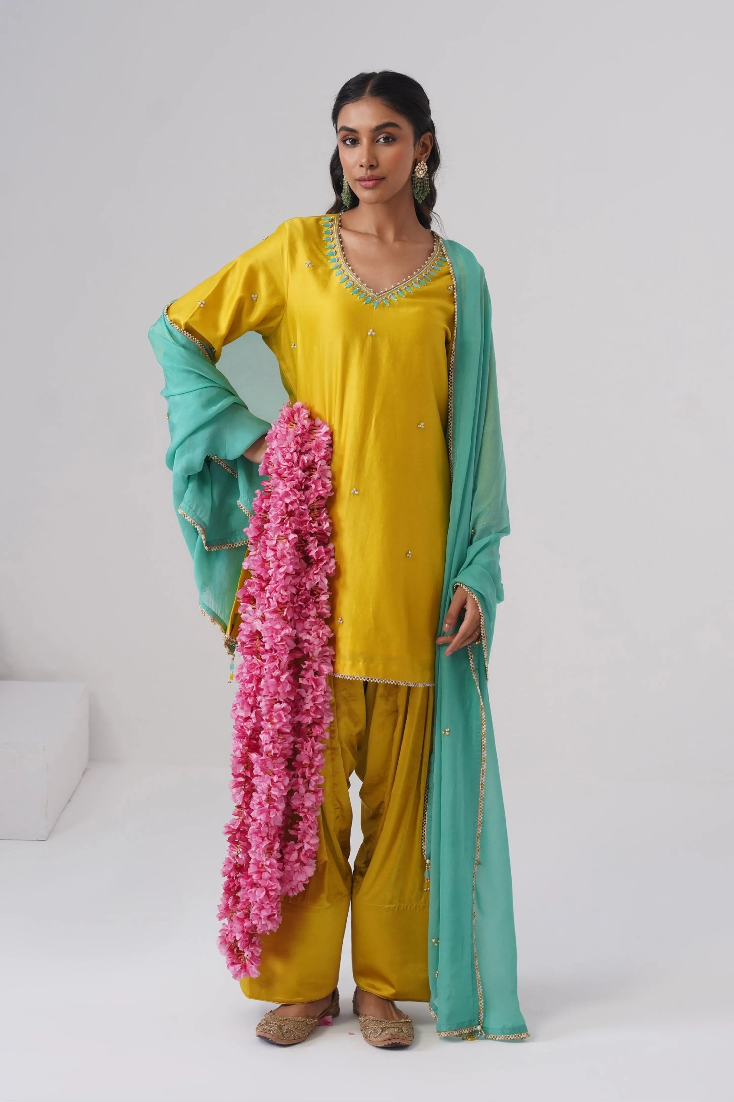 Swara Kurta Set
