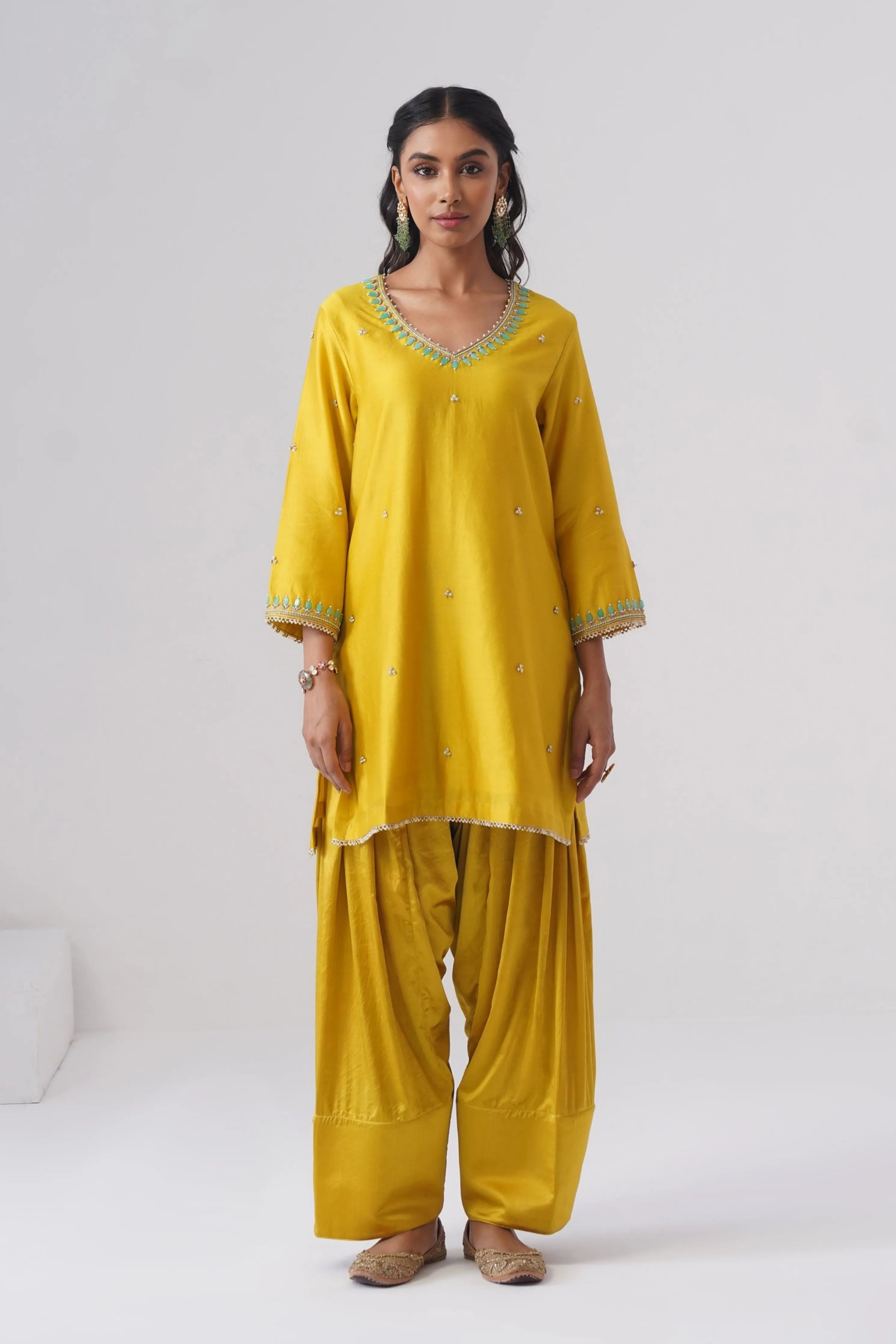 Swara Kurta Set