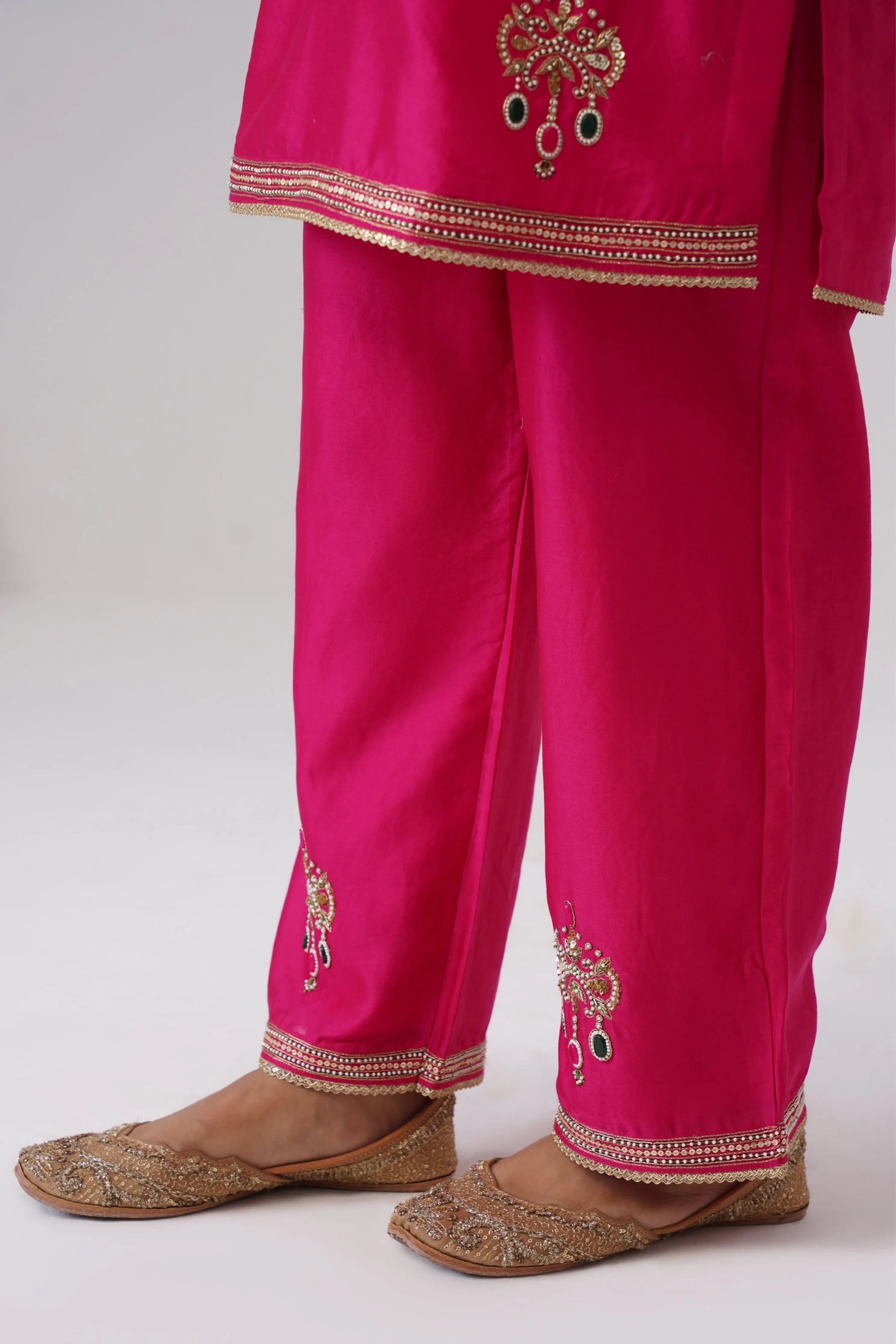 Inaara Kurta Set