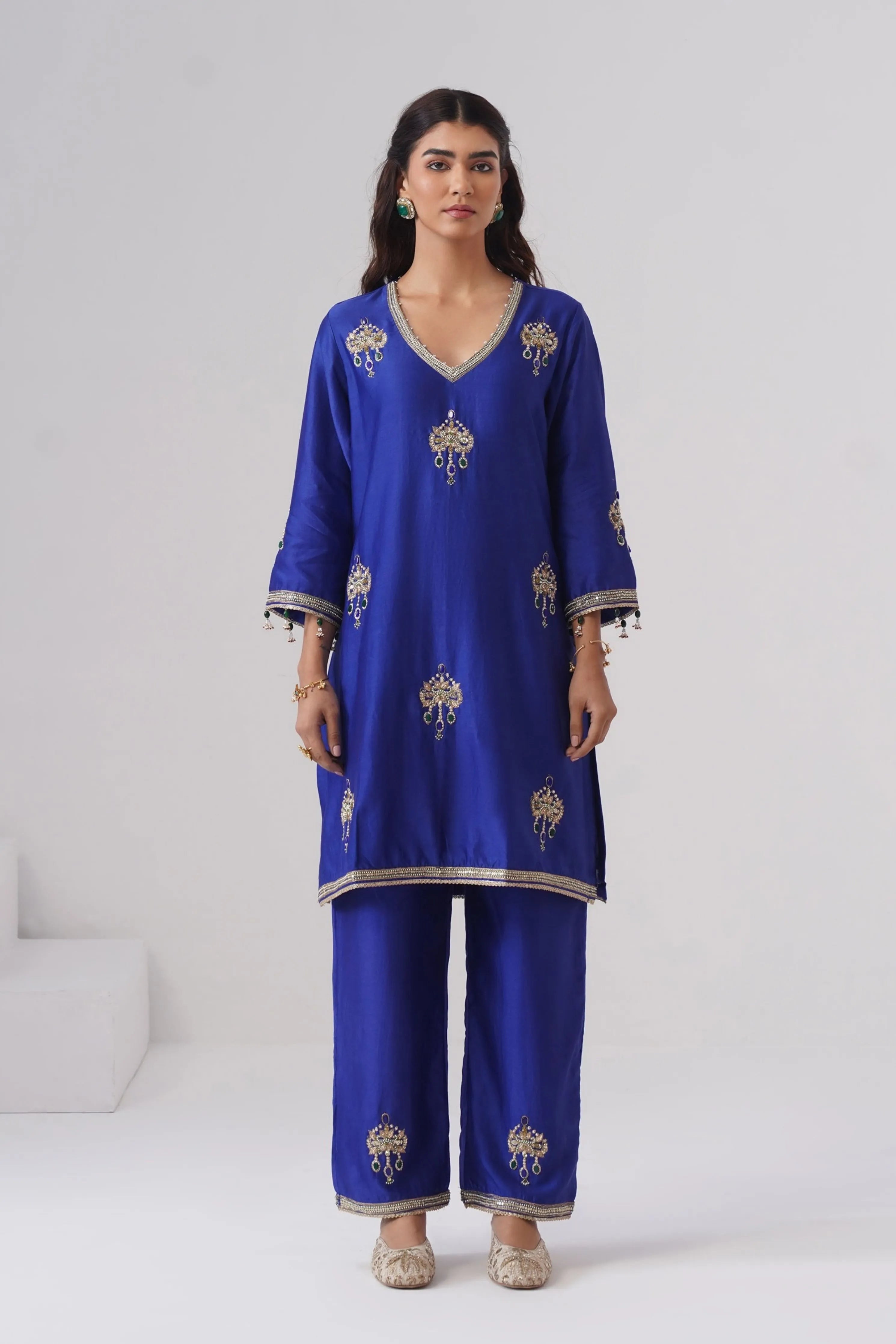 Nilambari Kurta Set