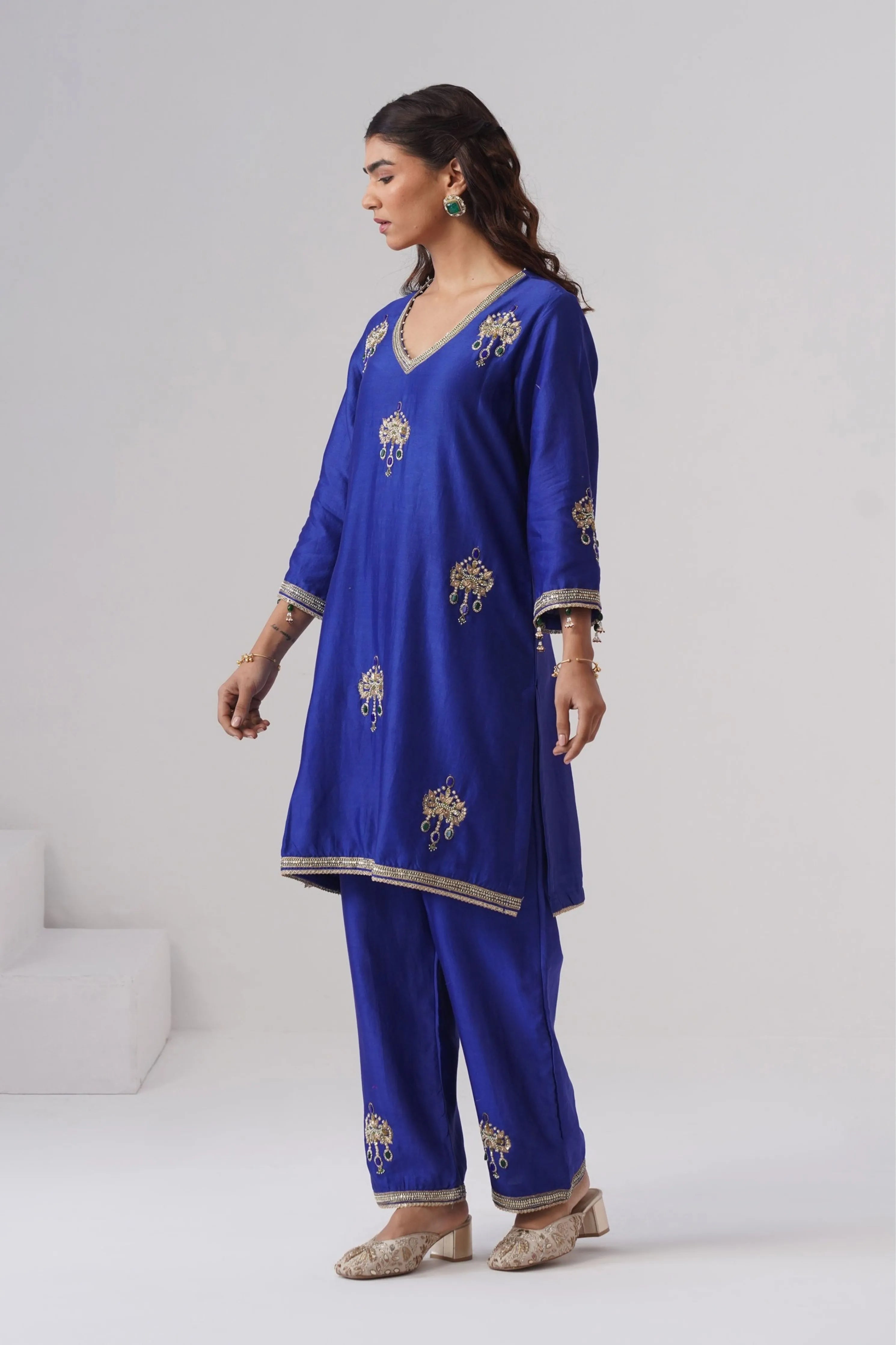 Nilambari Kurta Set