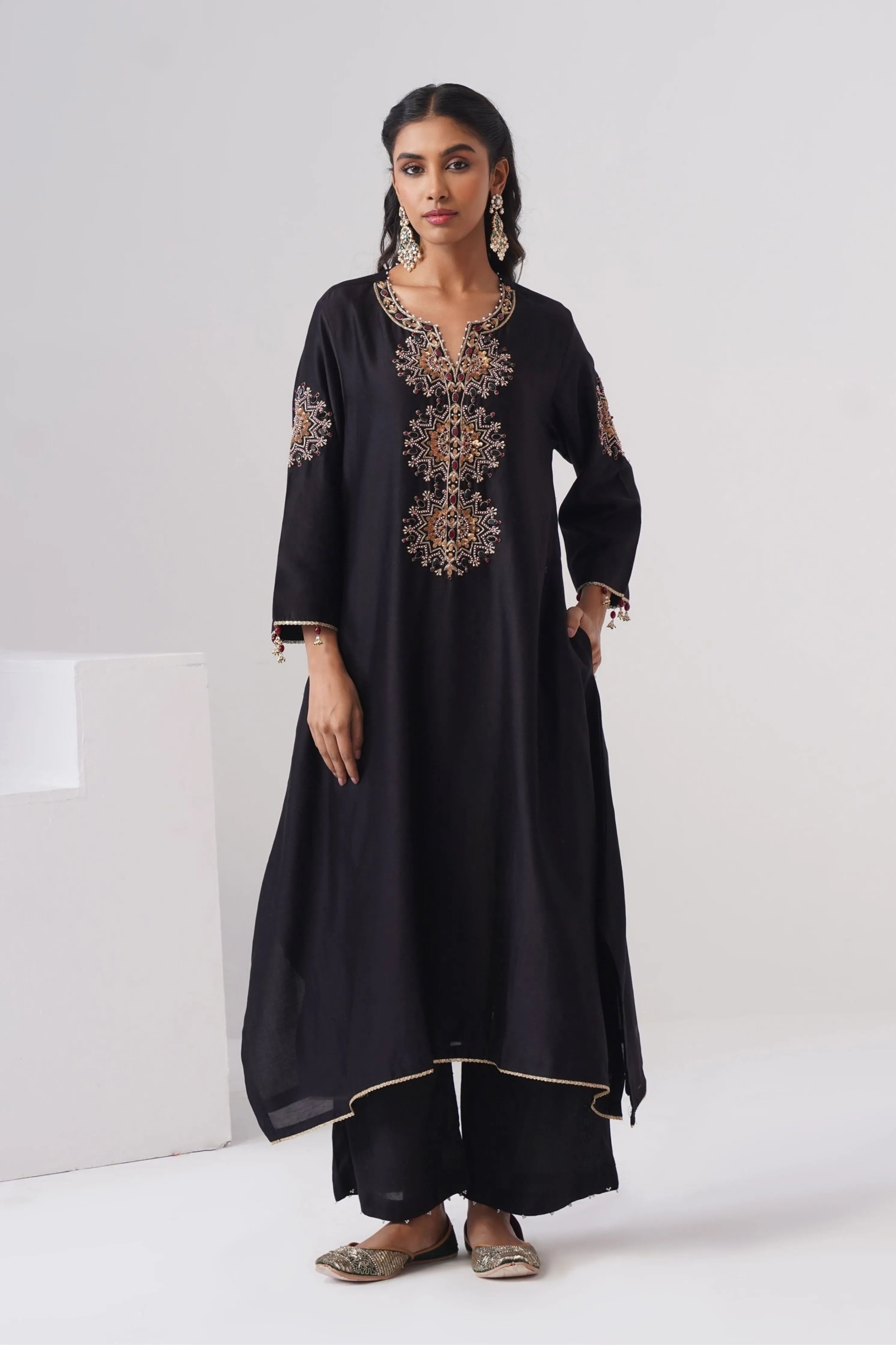 Surmayi Kurta Set