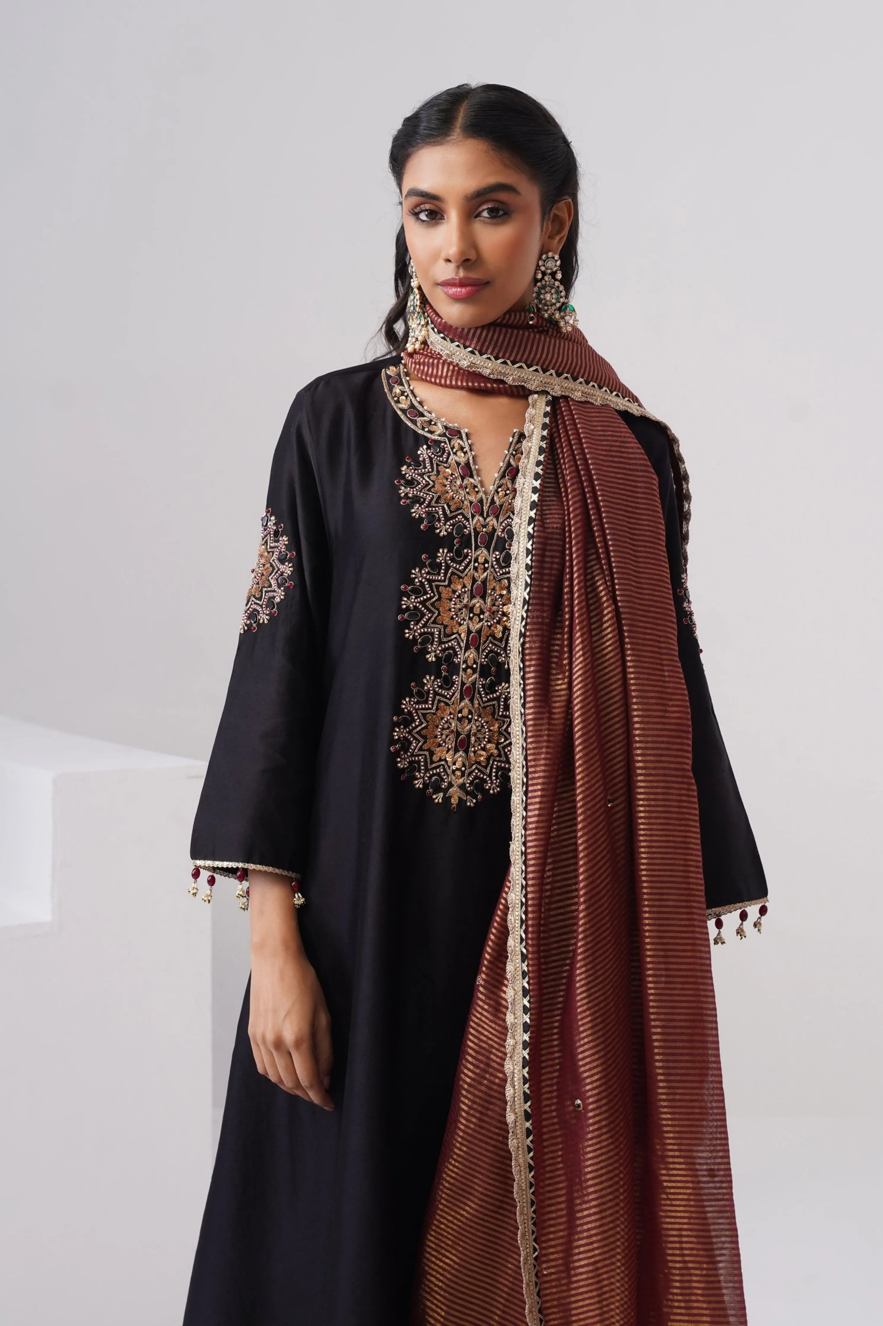 Surmayi Kurta Set