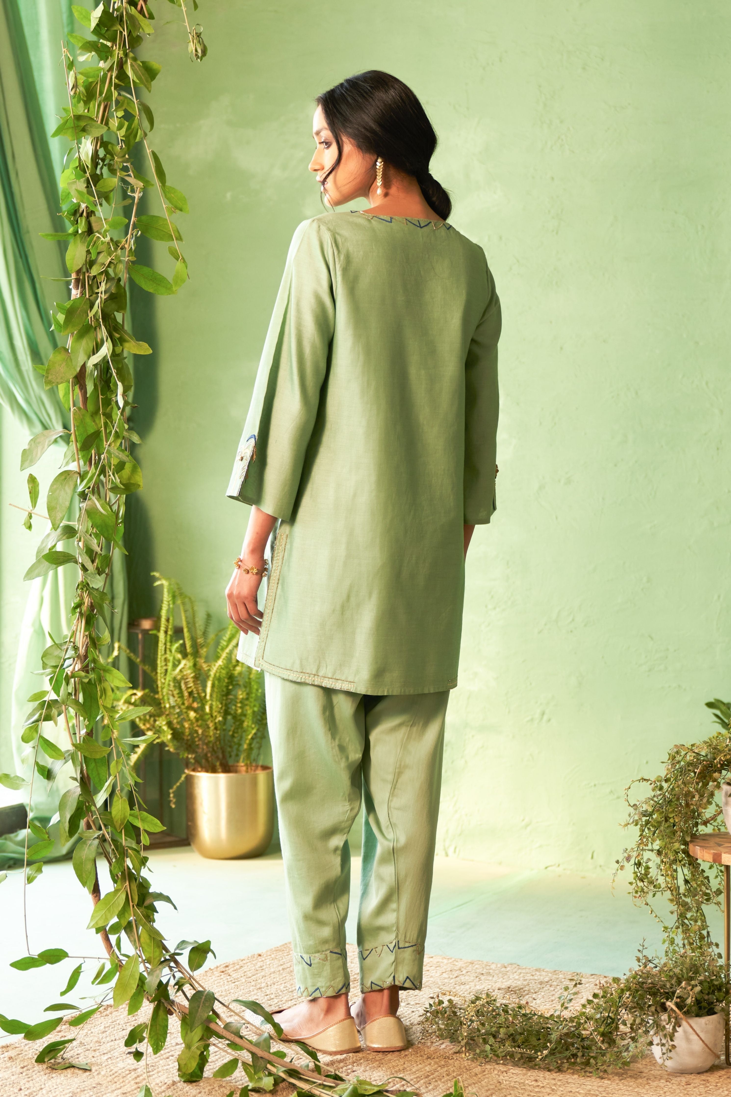 Tea Green Short Kurta Set