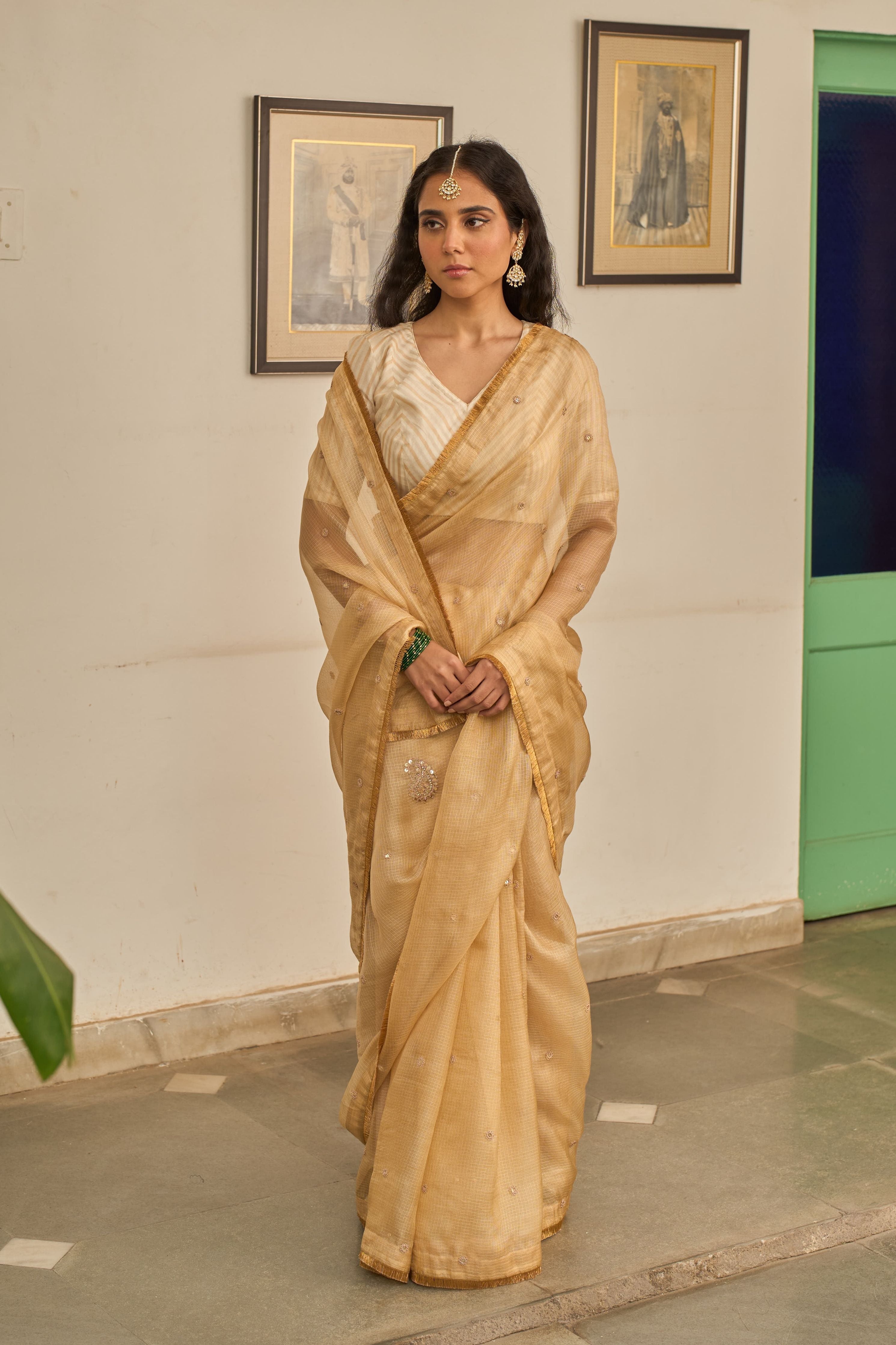 Gulzar Saree