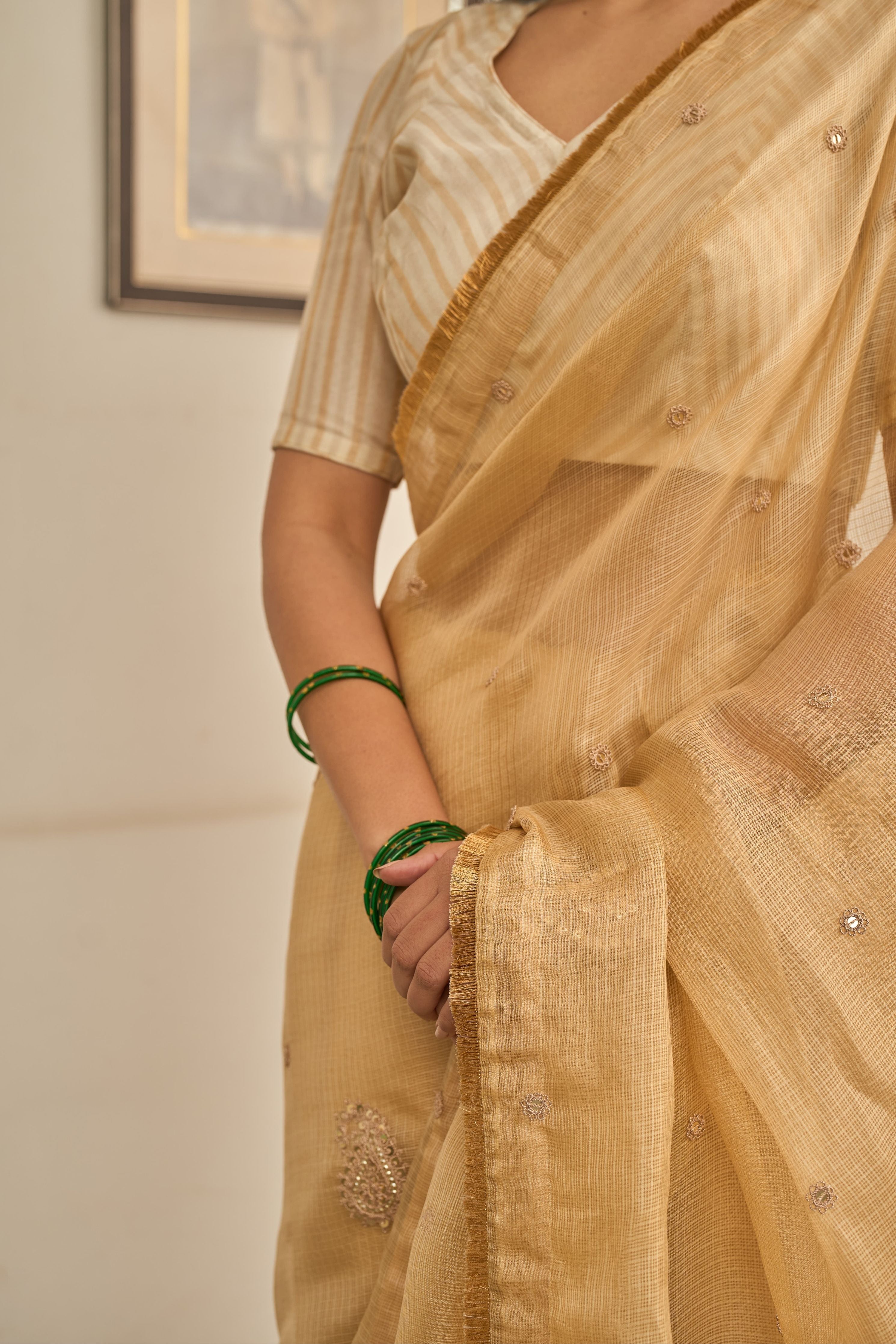 Gulzar Saree