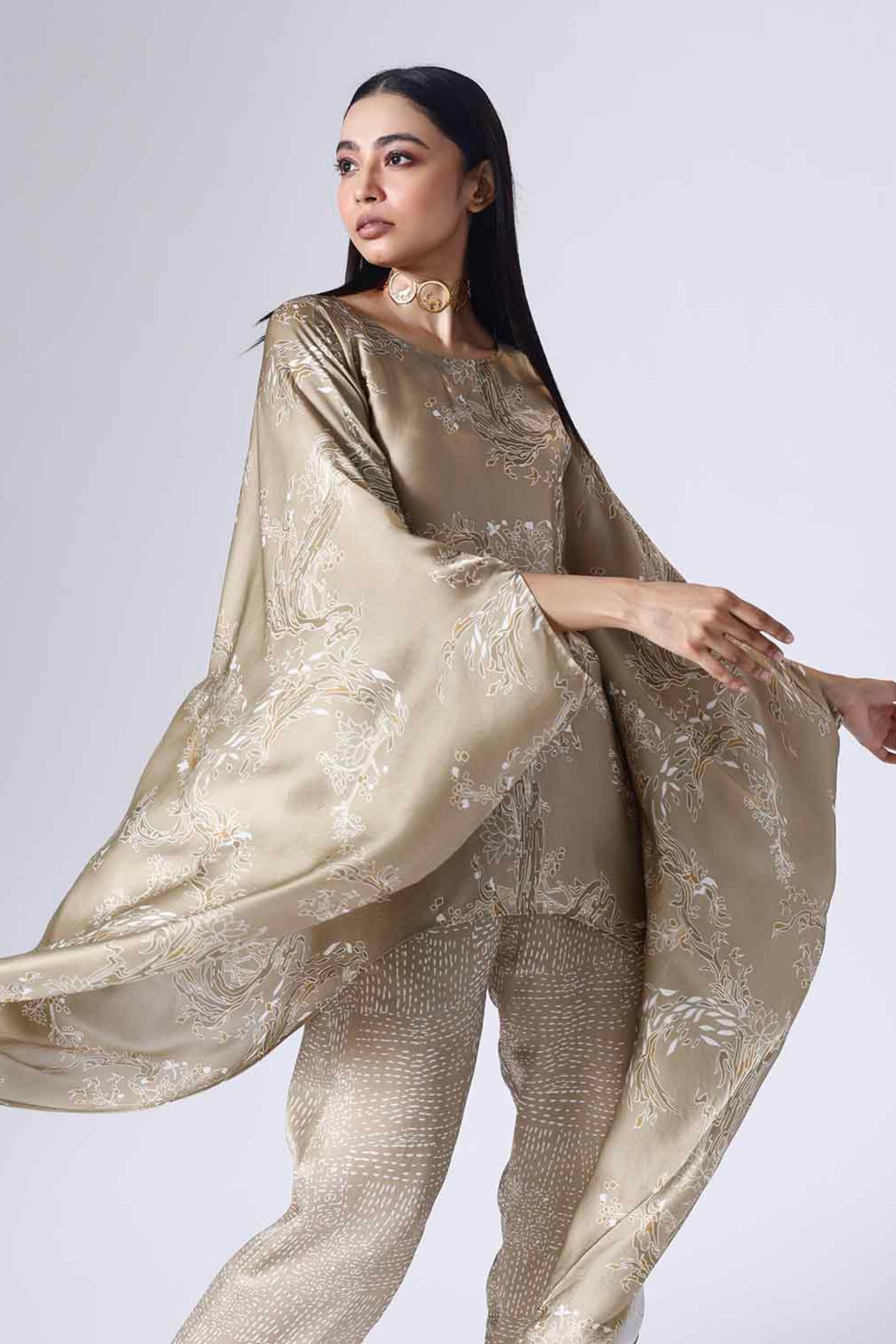 Lotus Poncho Set