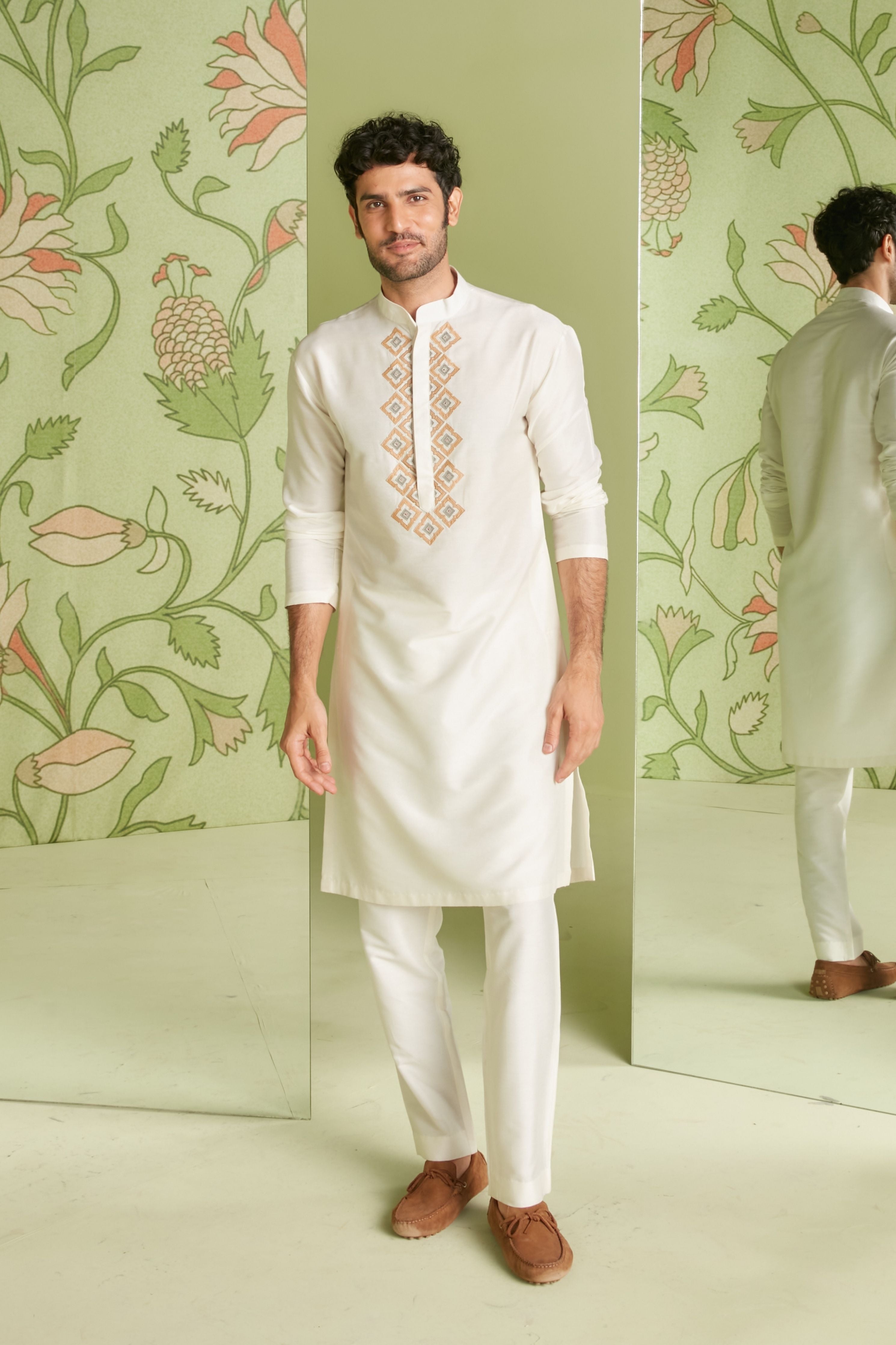 Ivory Applique Embroidery Bundi Kurta Set