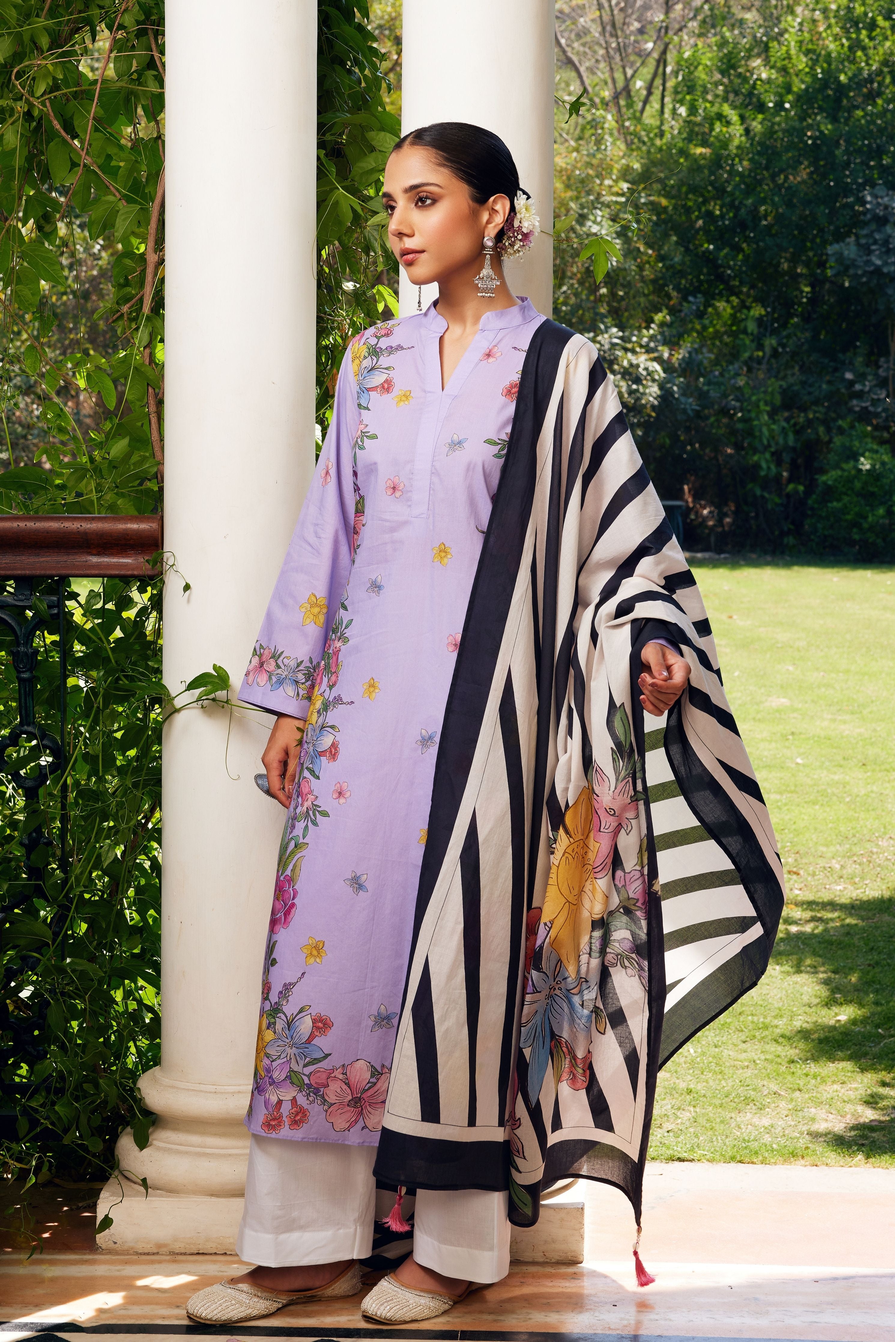 Lavender Gulzaar Floral Kurta Set