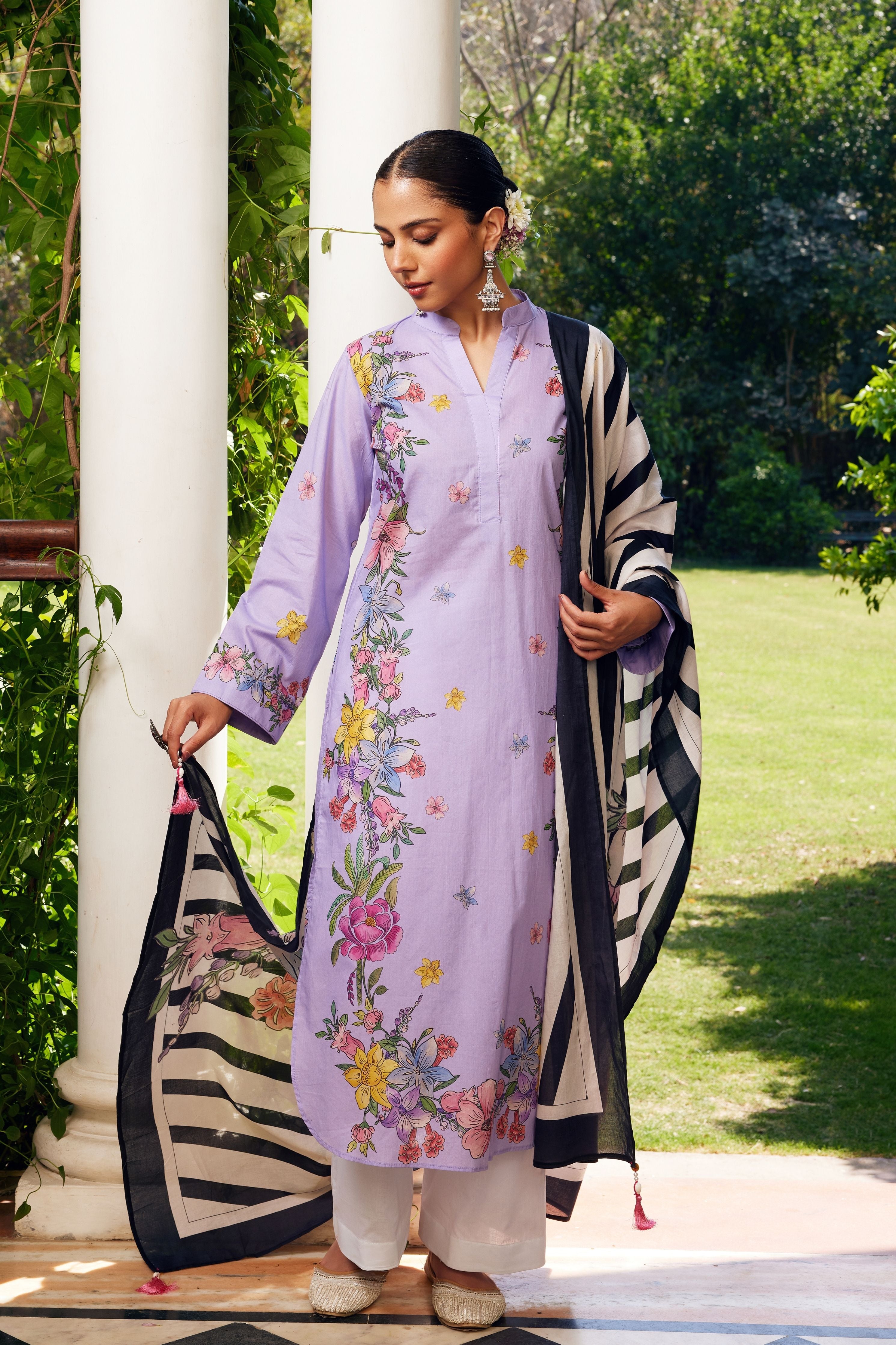 Lavender Gulzaar Floral Kurta Set