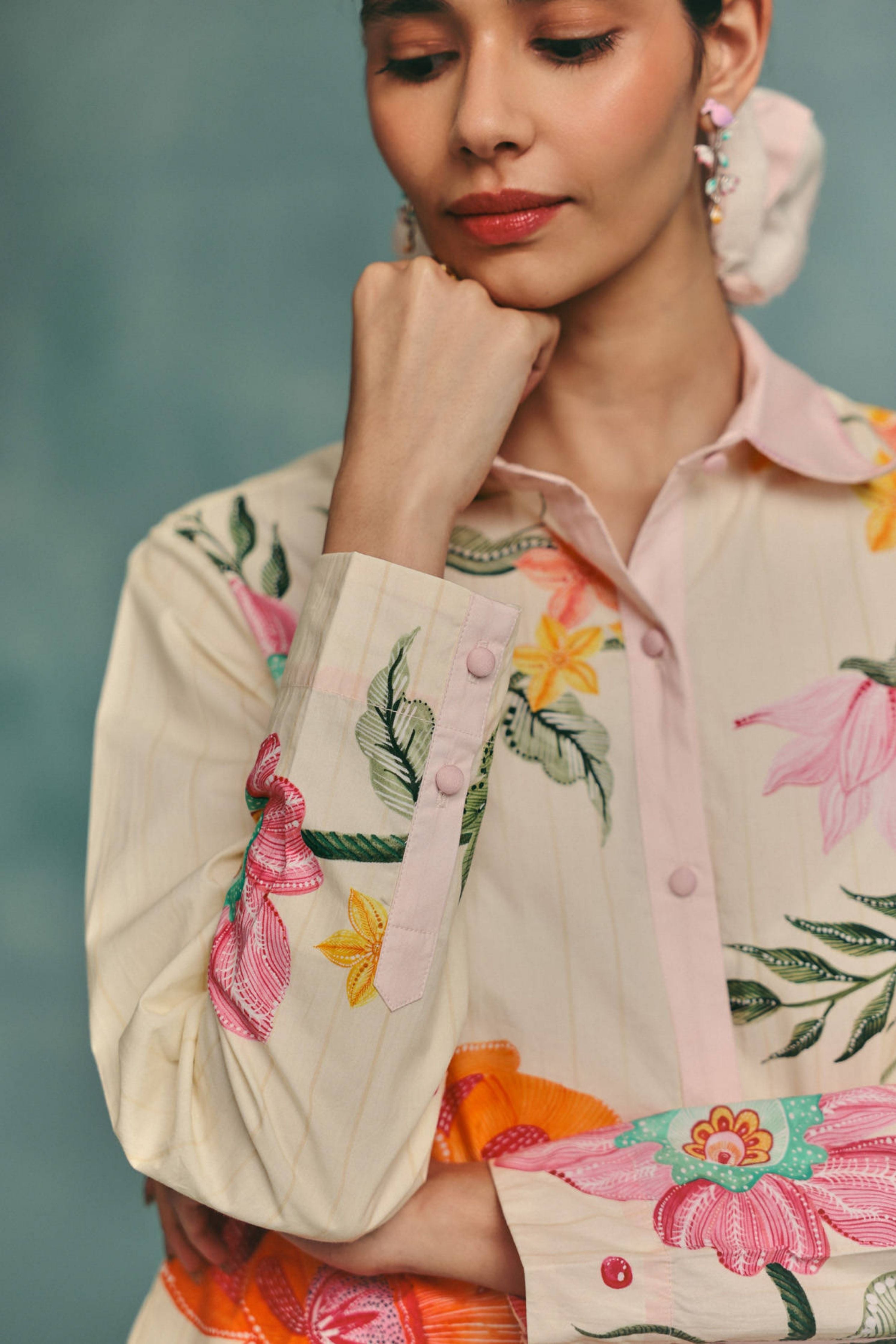 Dahlia Collared Kurta Set Ecru