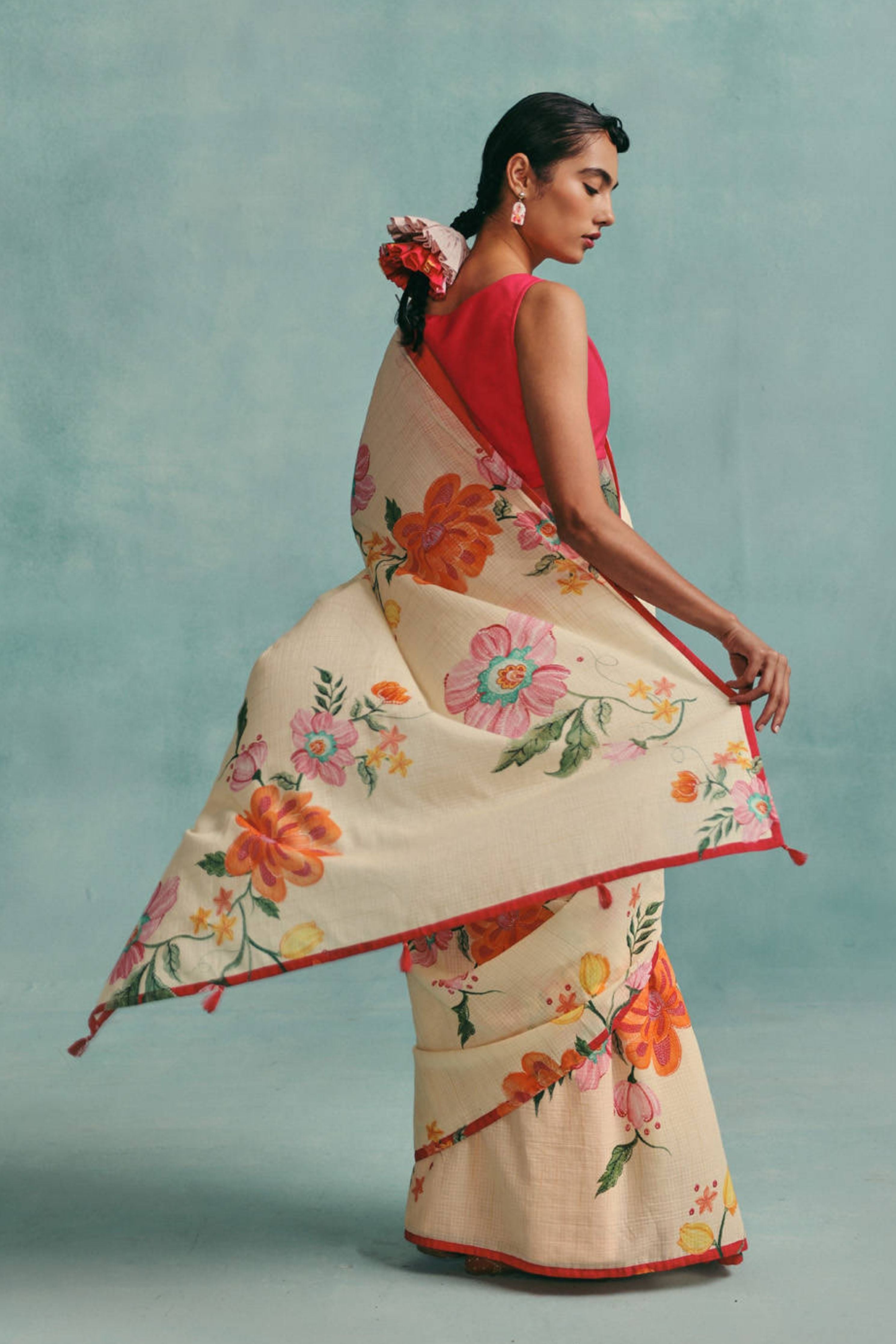Dahlia Saree Ecru