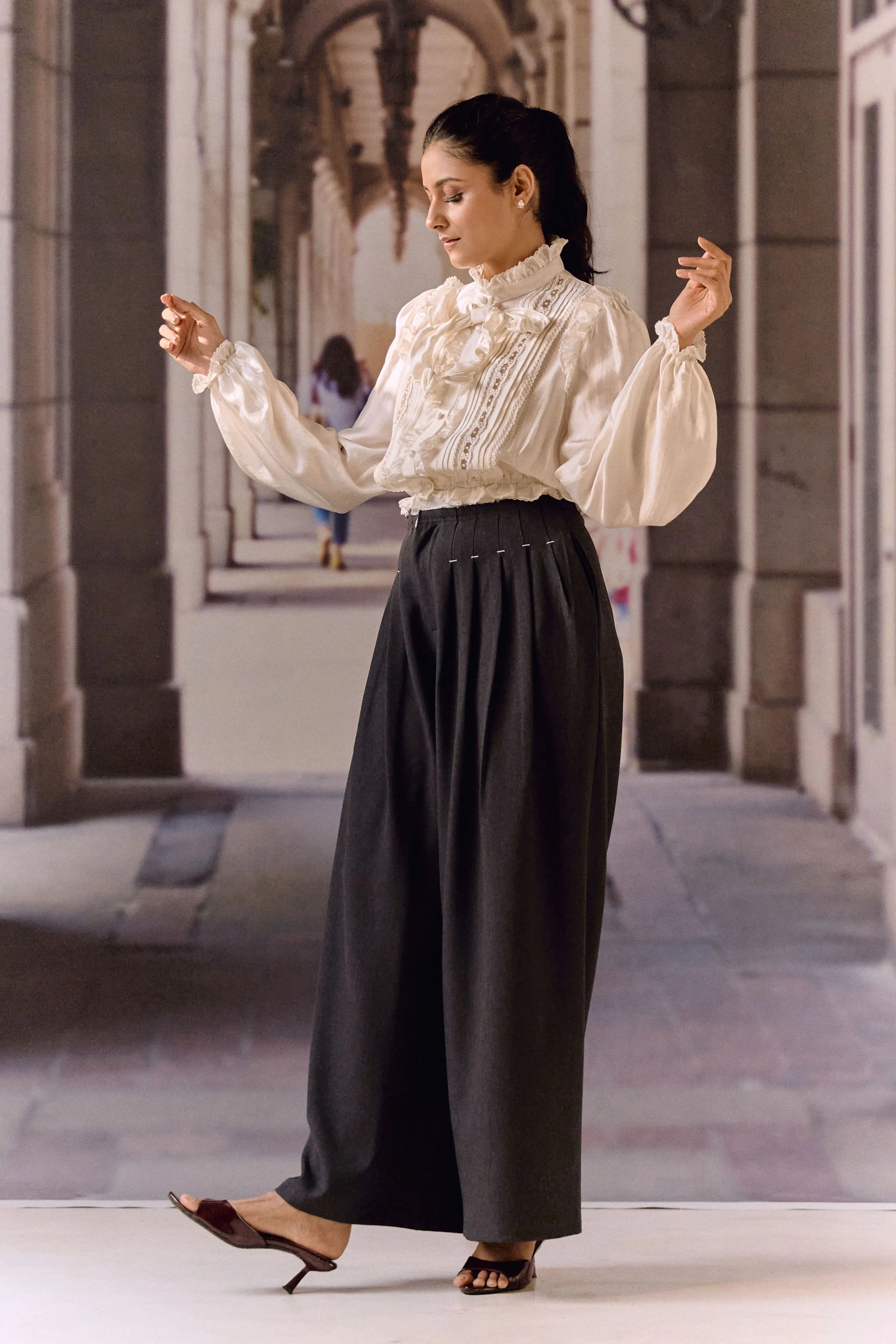 Pintuck Wide-Leg Trousers- Dark Grey