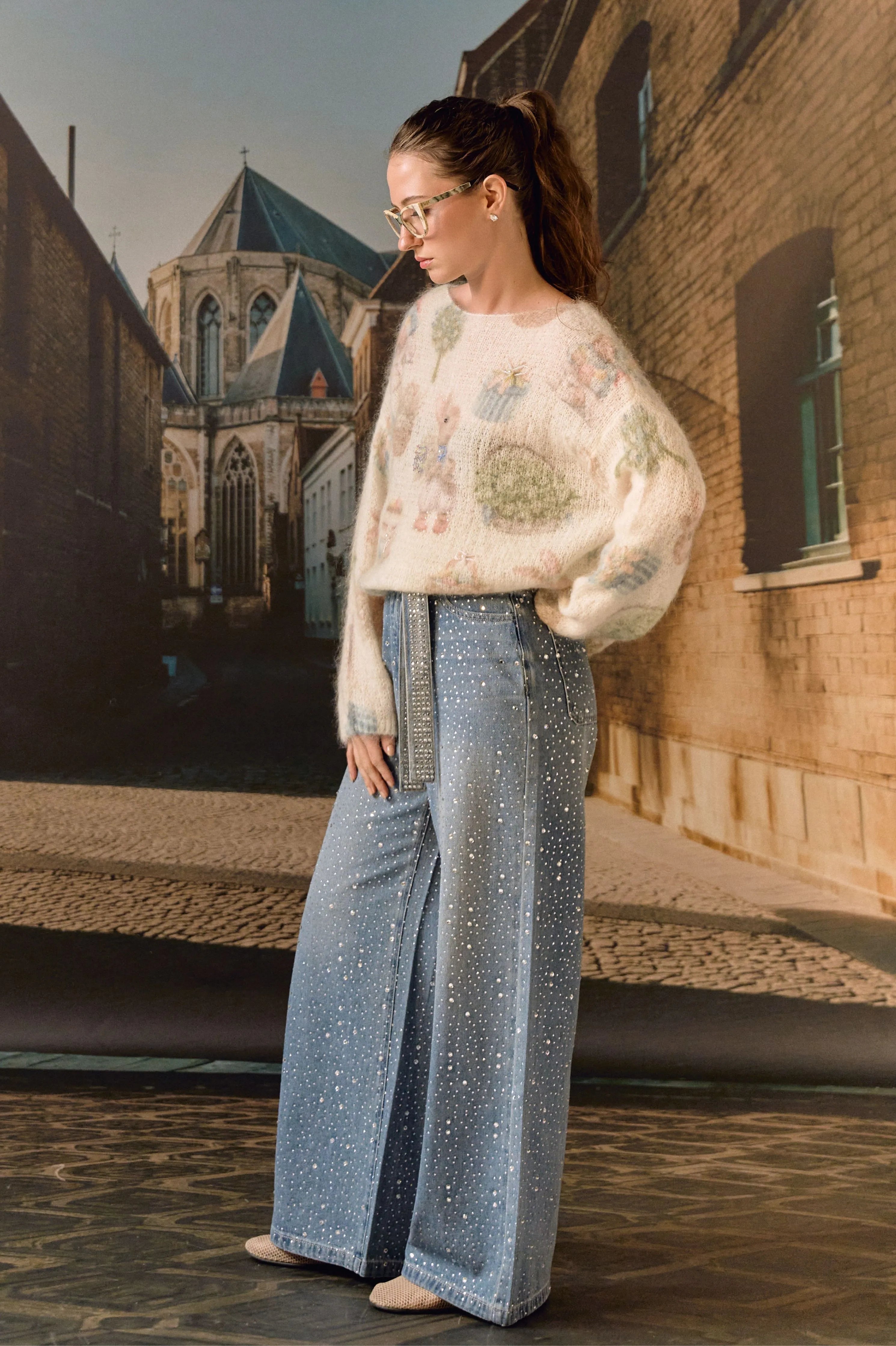 Alice in Wonderland sweater