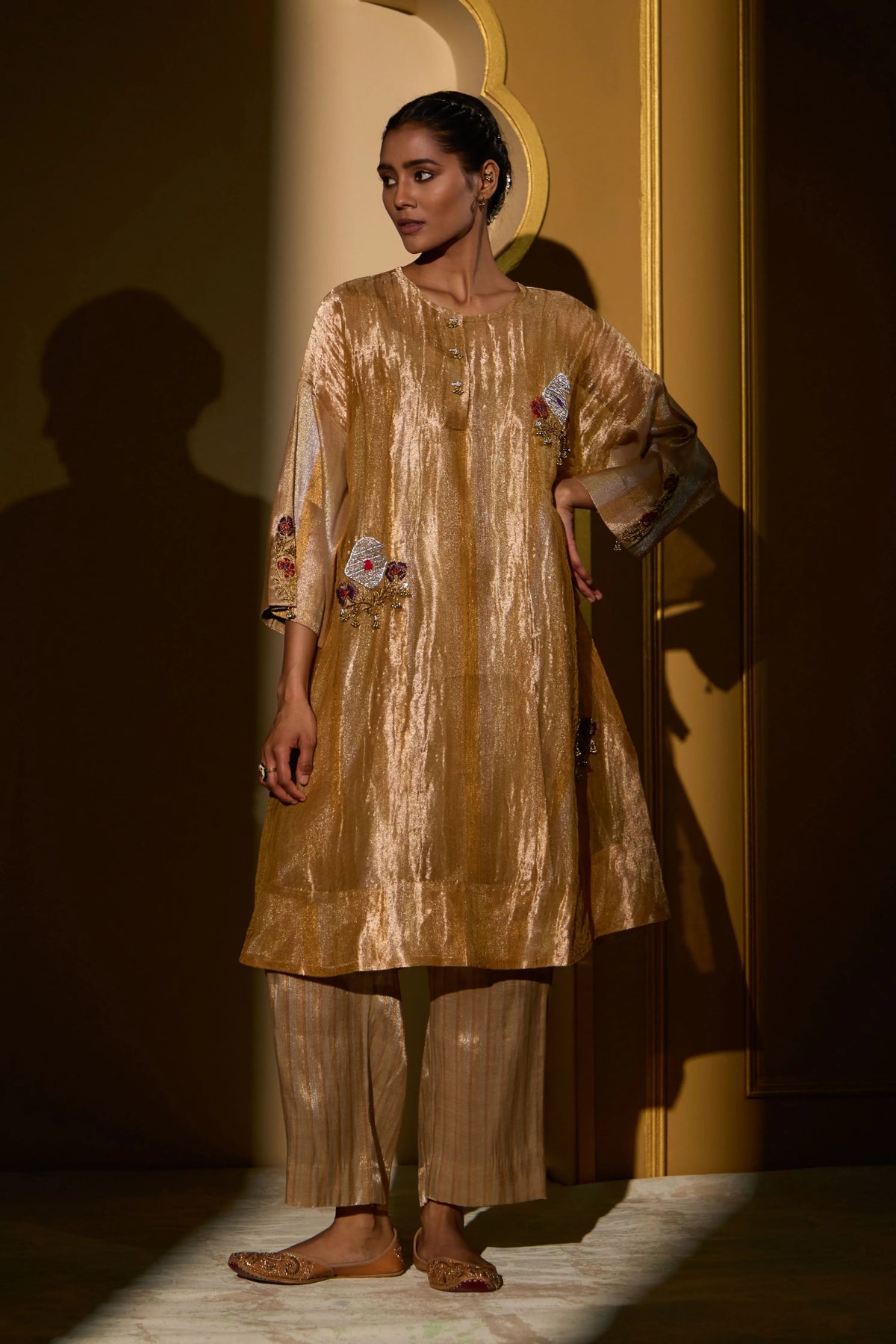 METALLIC FLORAL SET - GOLDEN