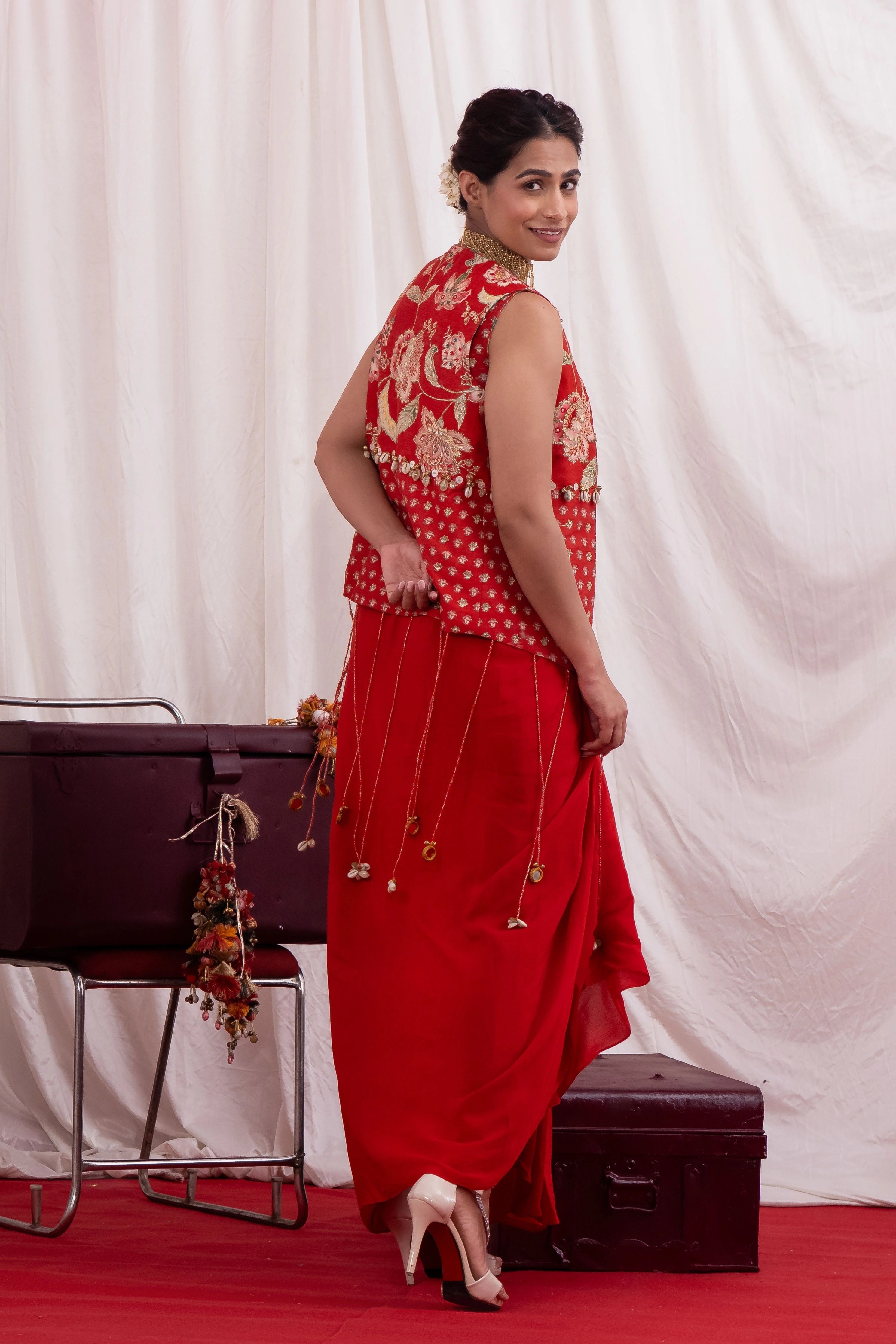 Gulnaar Jashn Jacket Set