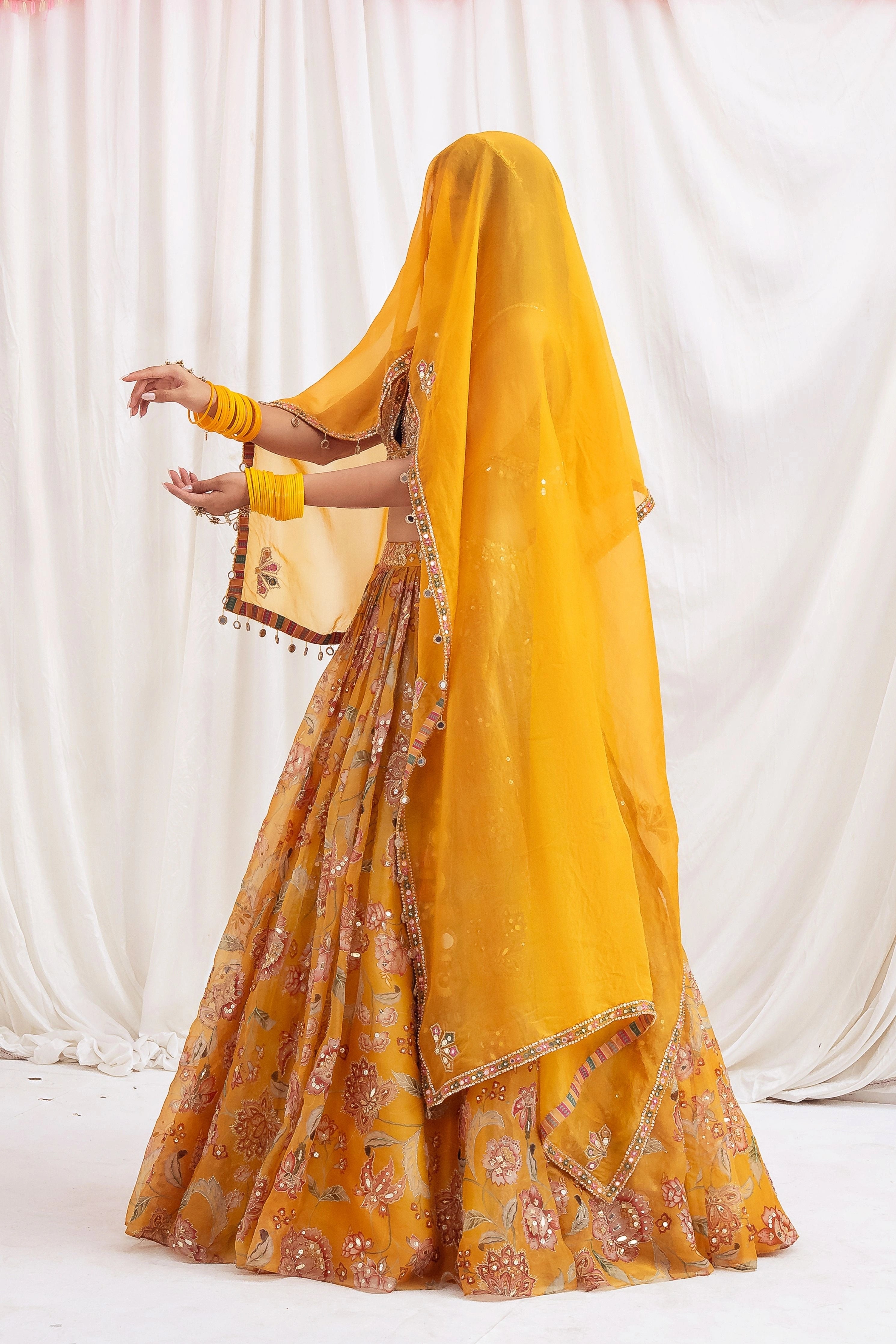 Sunehri Rang Lehenga