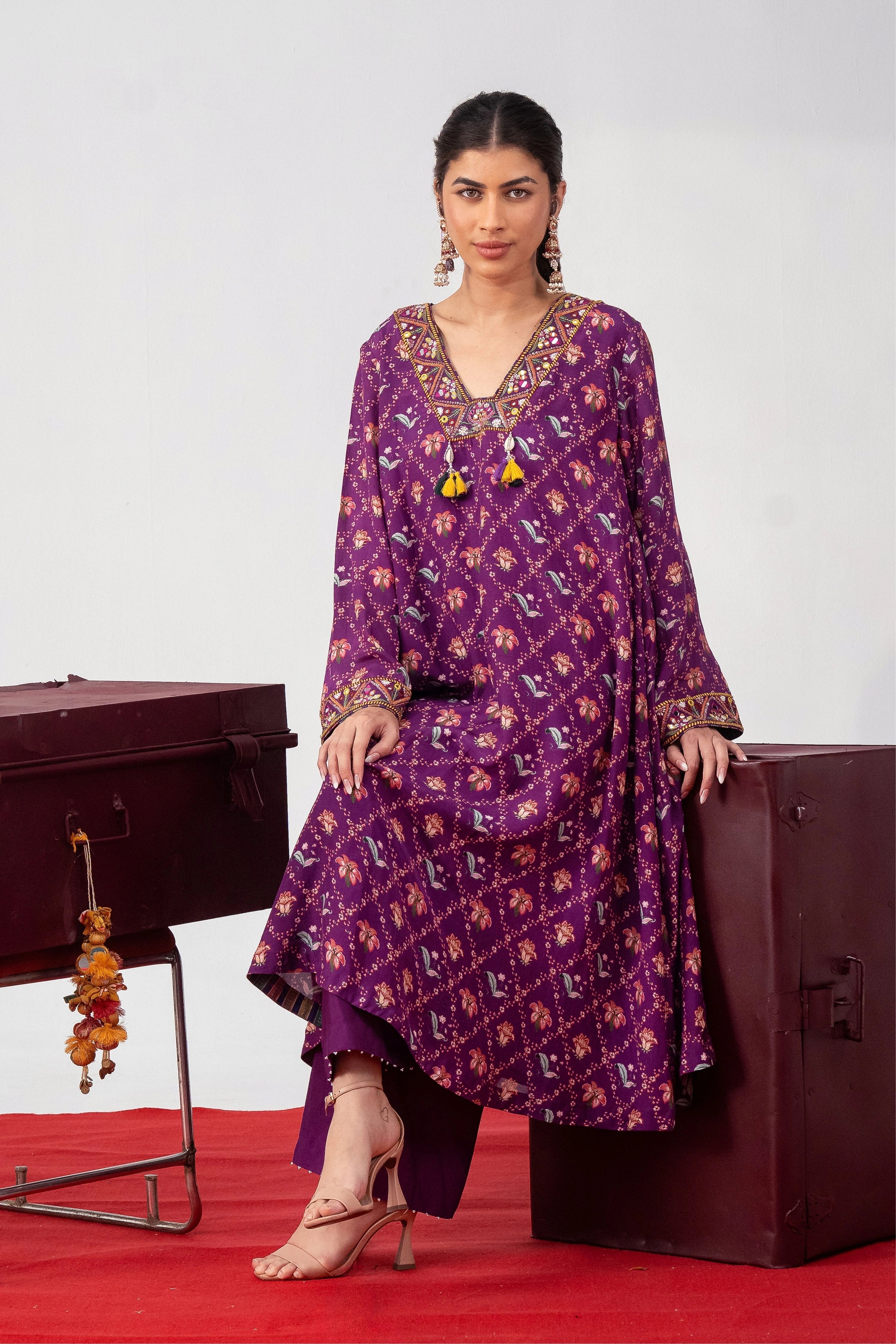 Jamuni Ada Suit Set