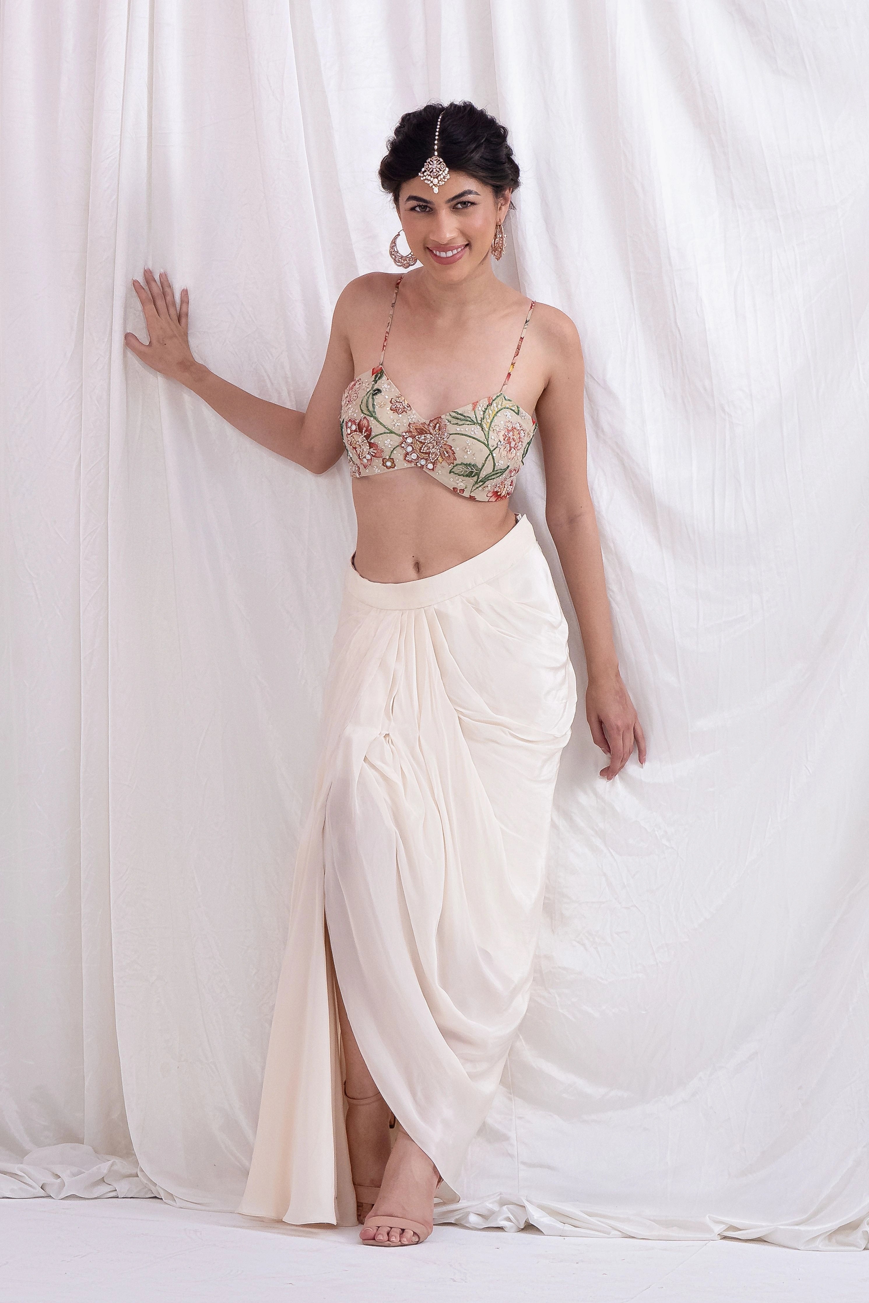 Chandani Ada Cape Set