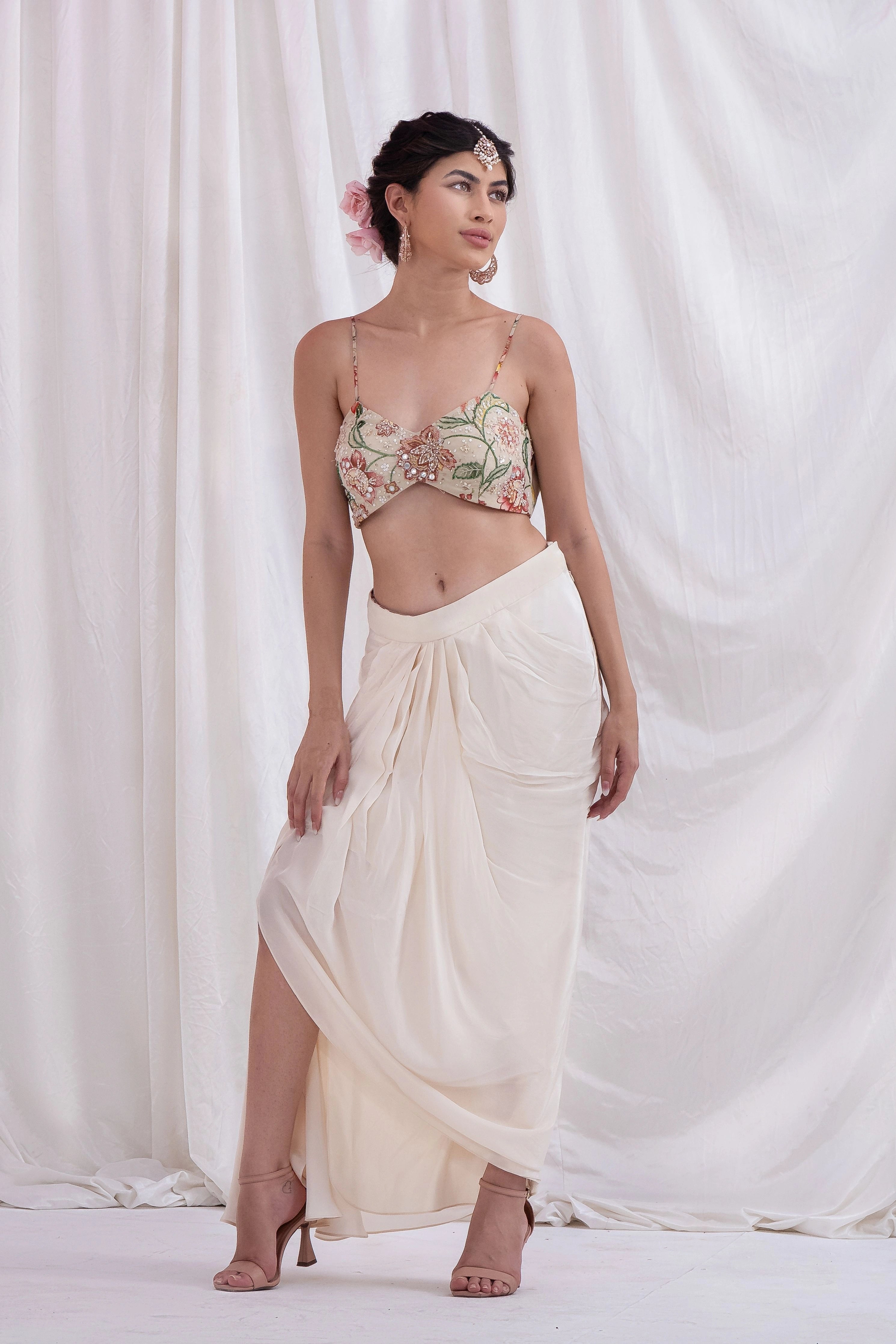 Chandani Ada Cape Set