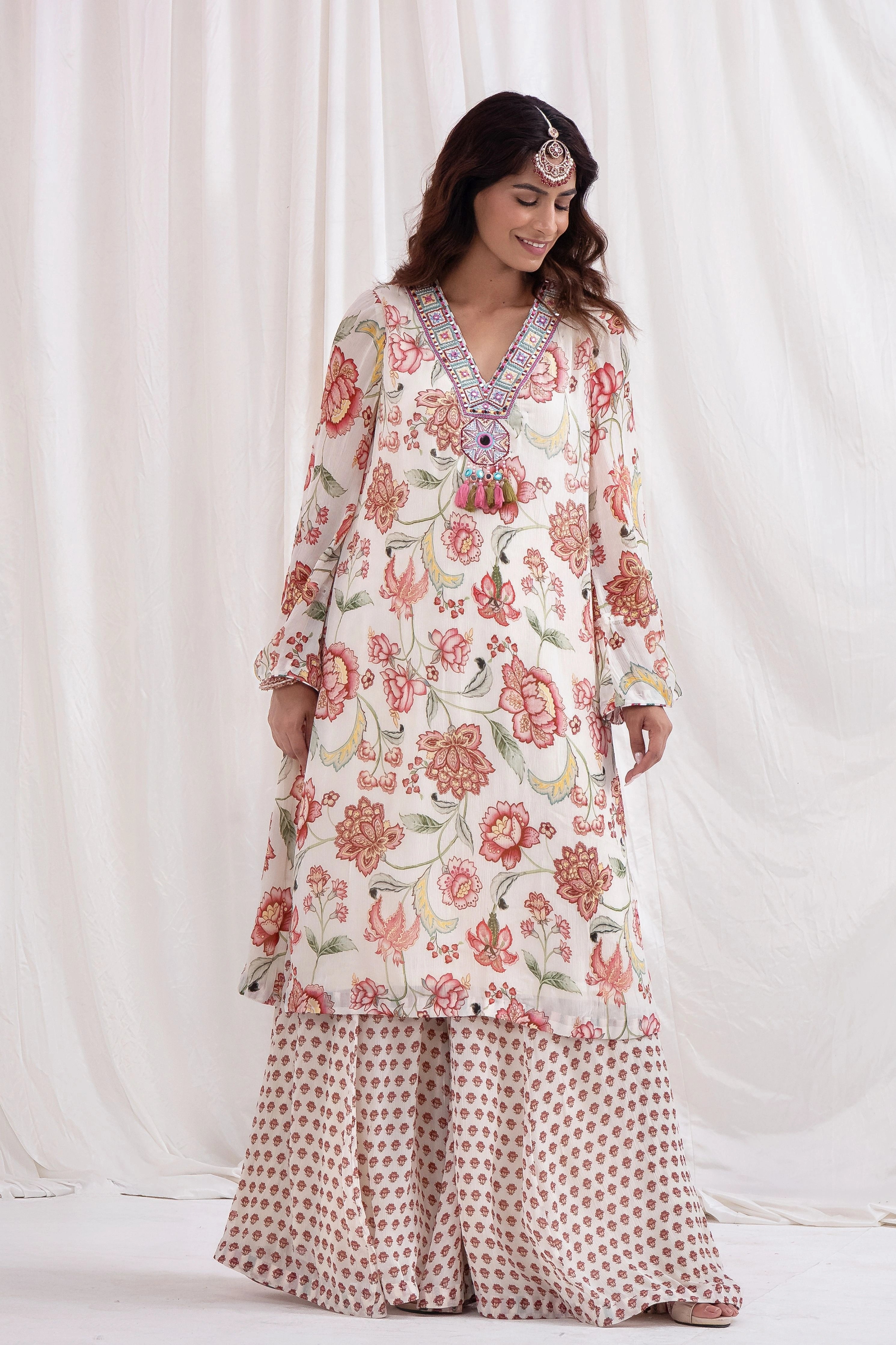 Chandani Gulzaar Kurta Set