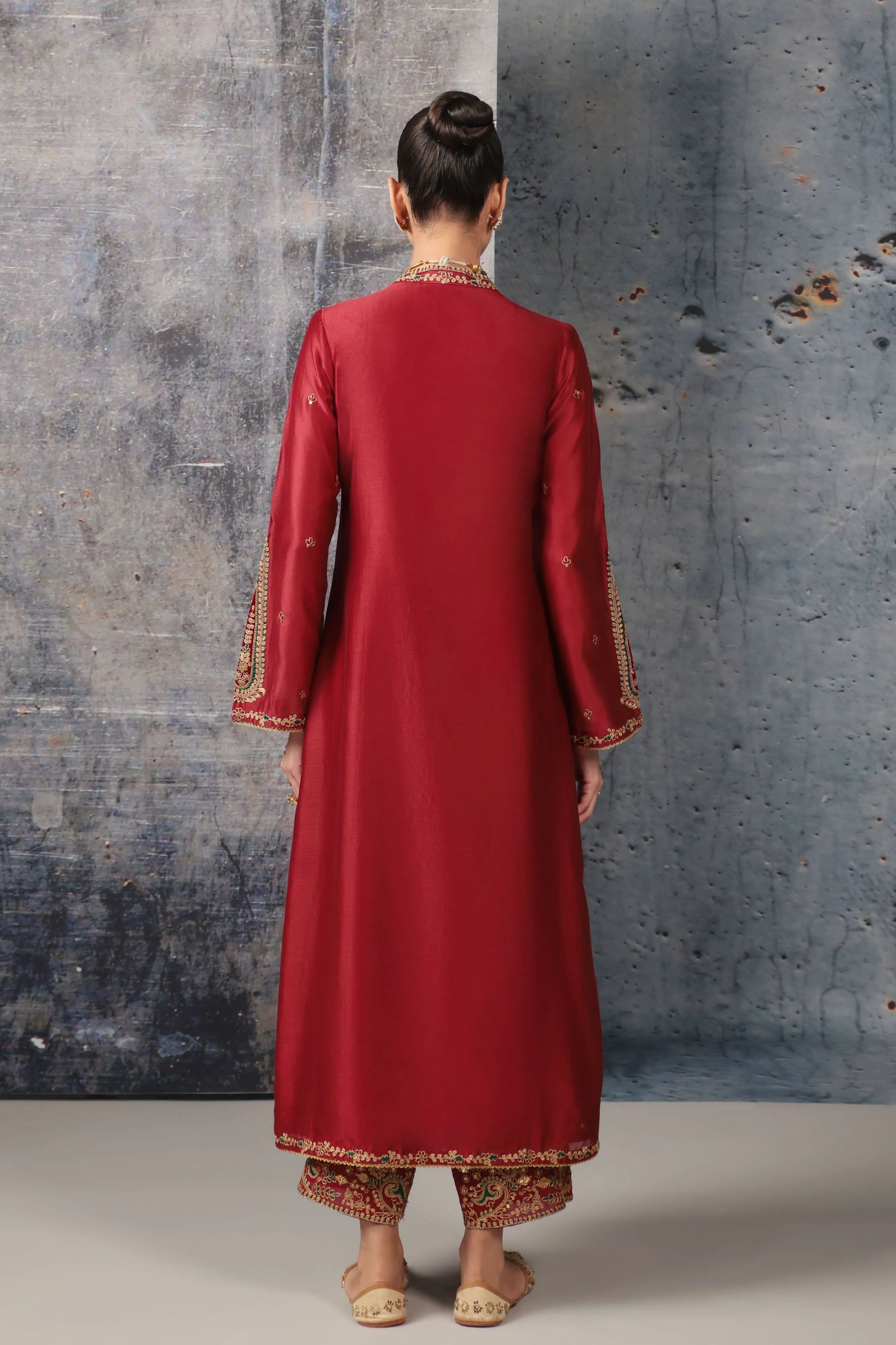 Mehrang Maroon Applique Kurta Set