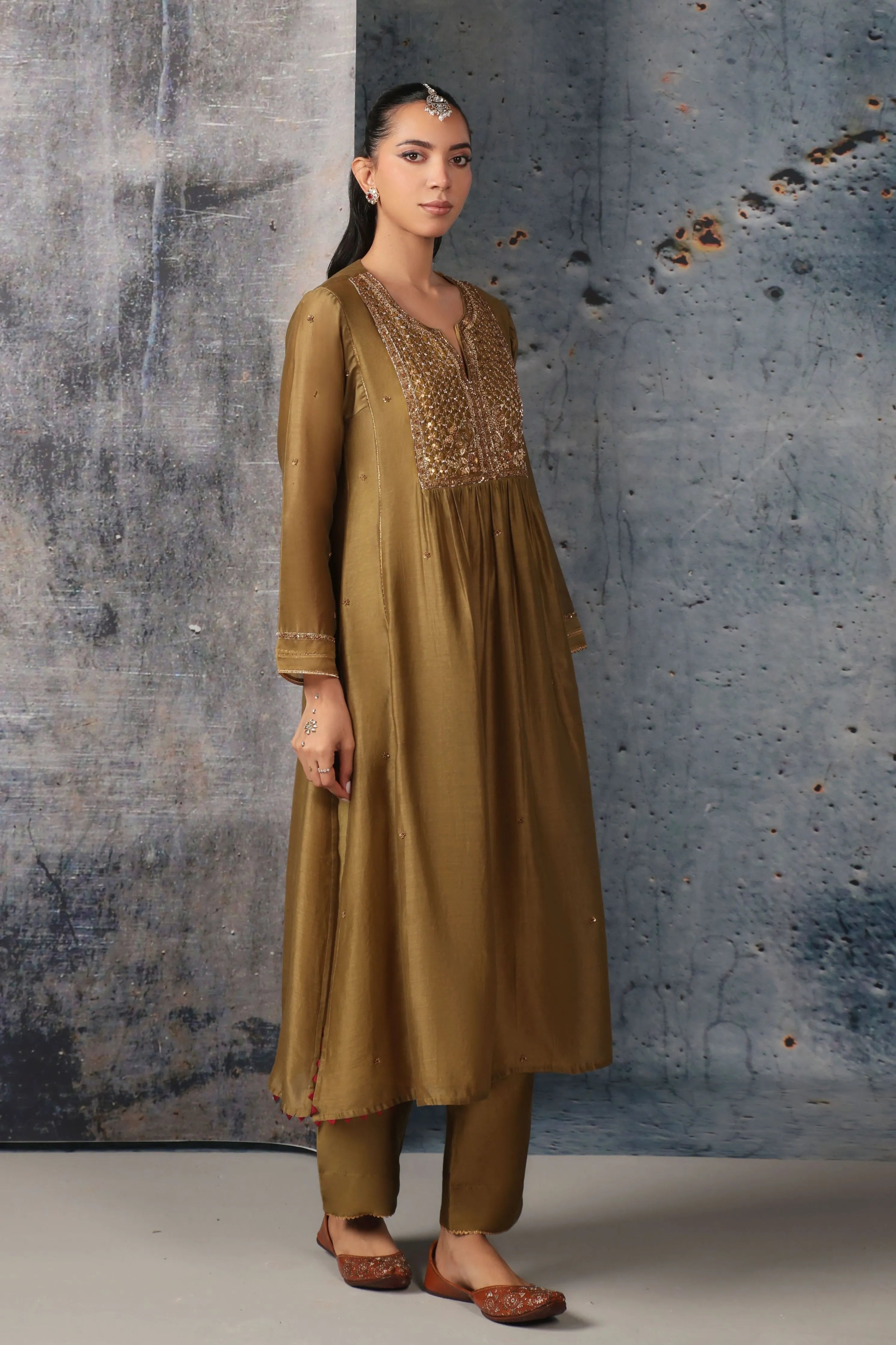 Mehrang Olive Green Frockstyle Kurta Set
