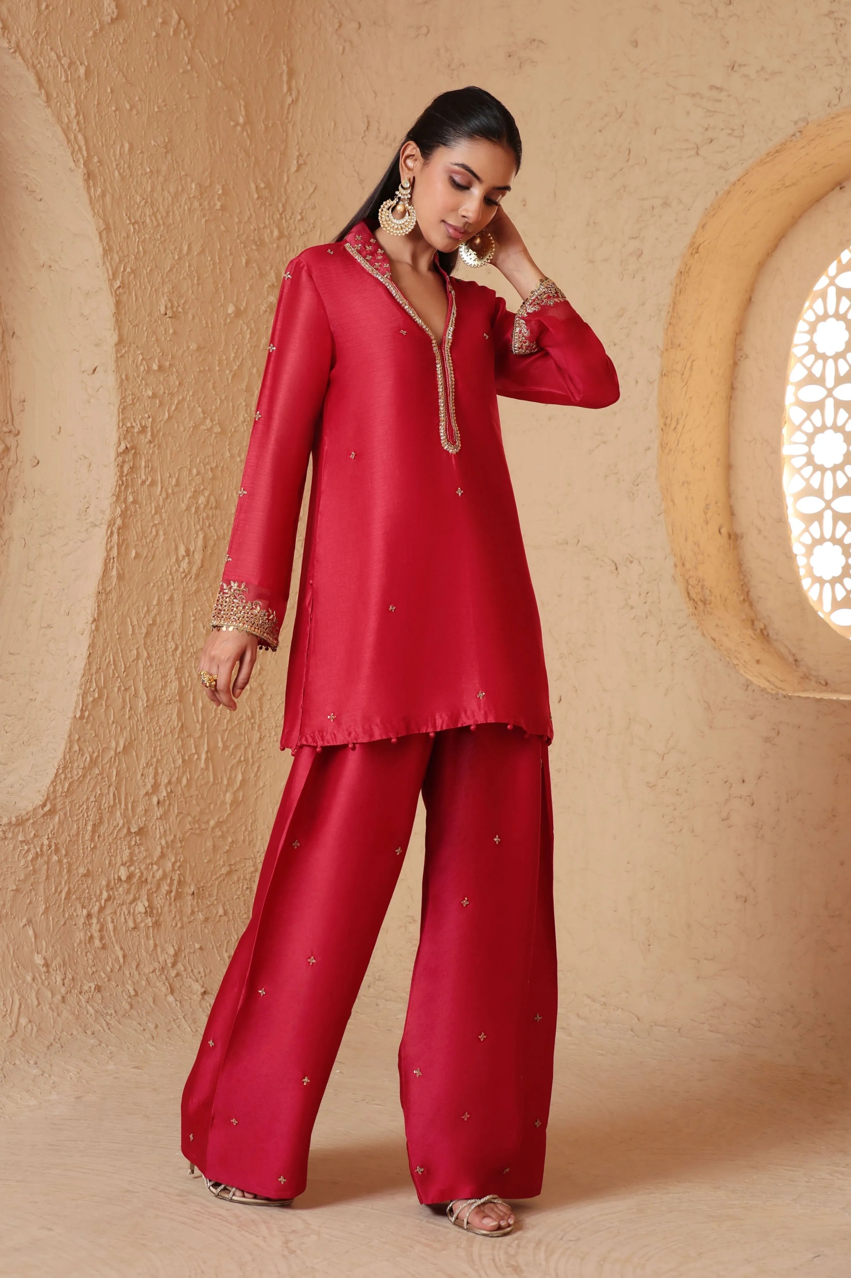 Mehrang Red Short Buti Kurta Set