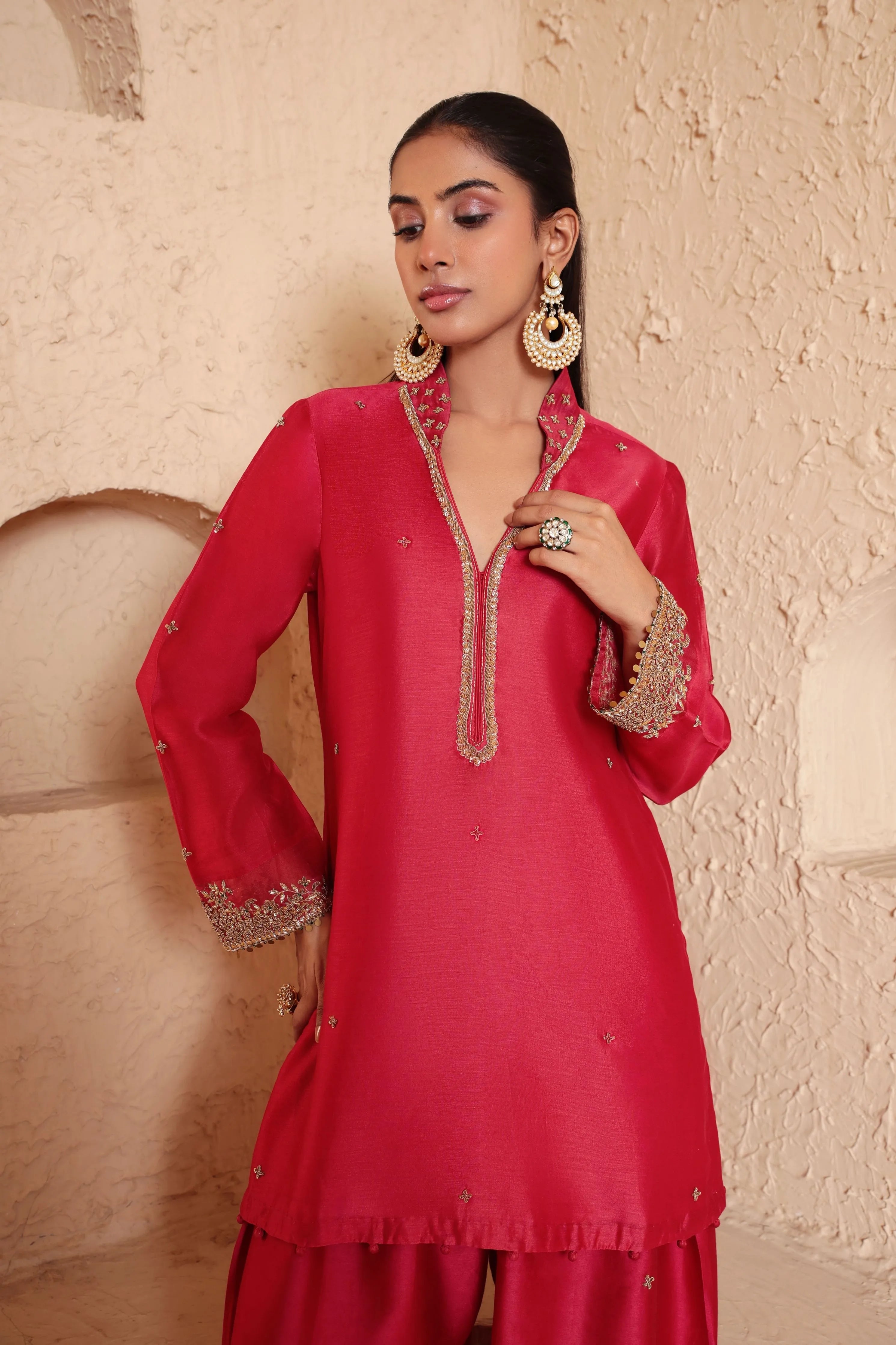 Mehrang Red Short Buti Kurta Set