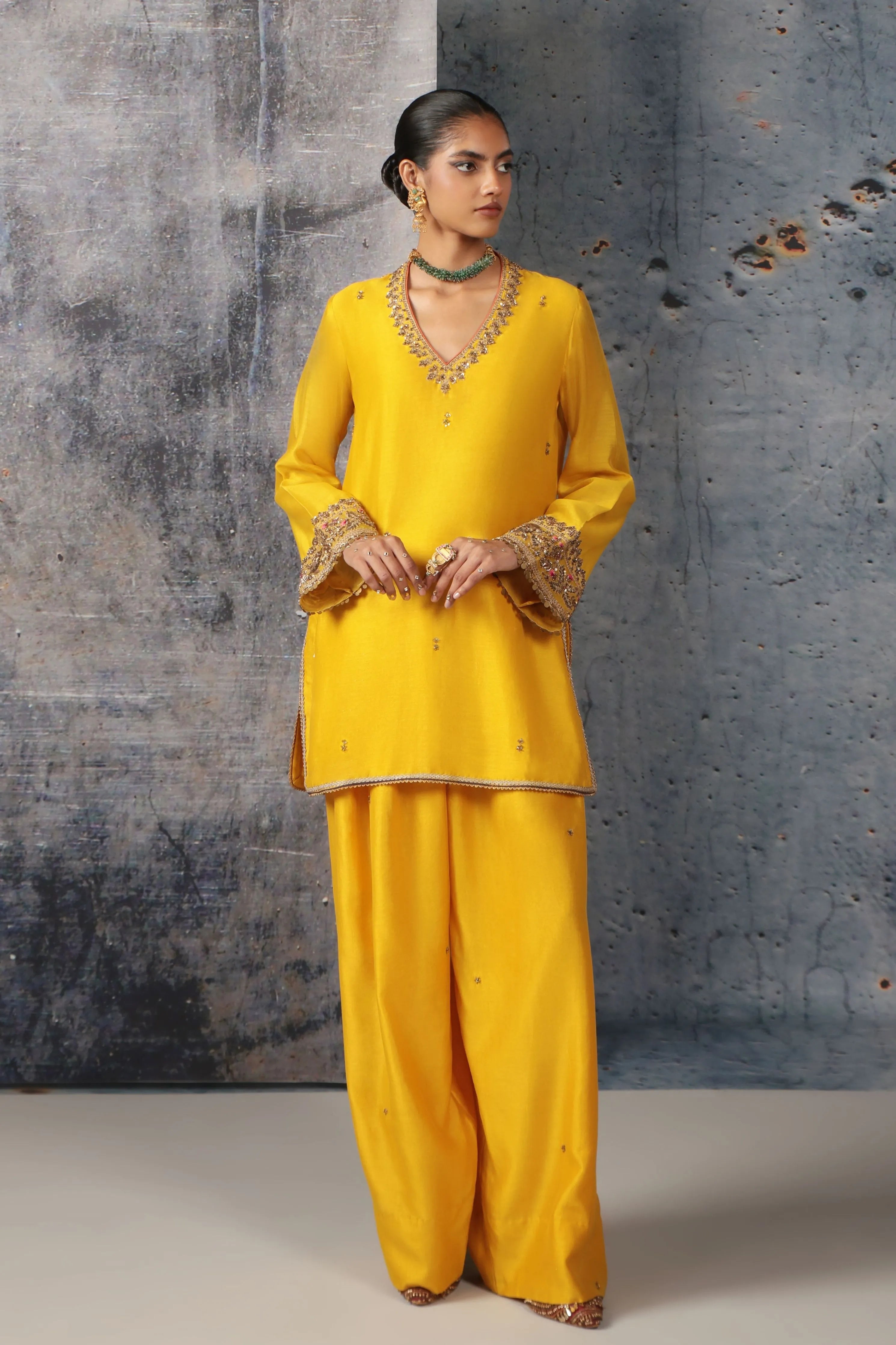 Mehrang Yellow V Neck Short Kurta Set