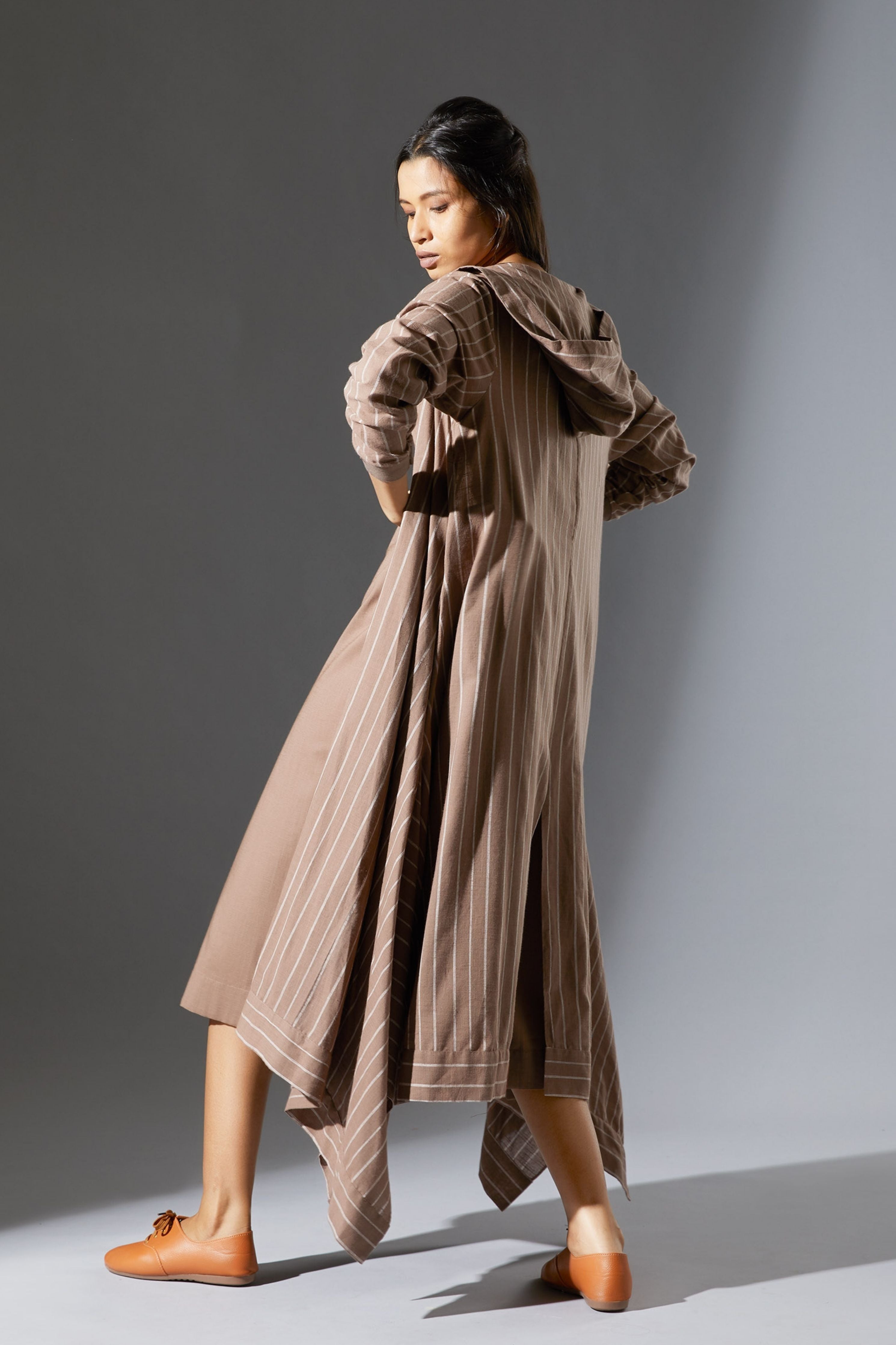 Mati Hooded Koza Beige Overlay