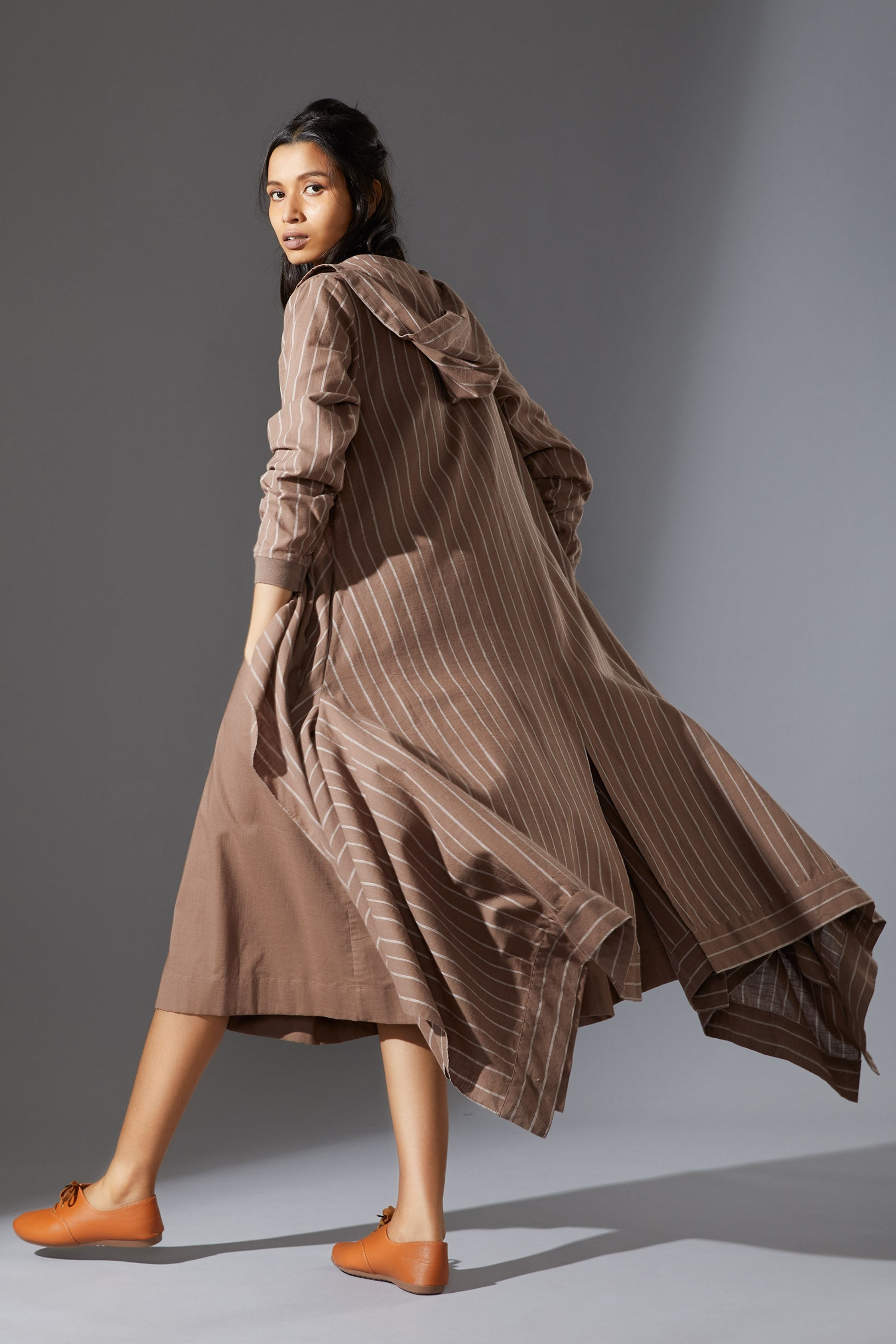 Mati Hooded Koza Beige Overlay