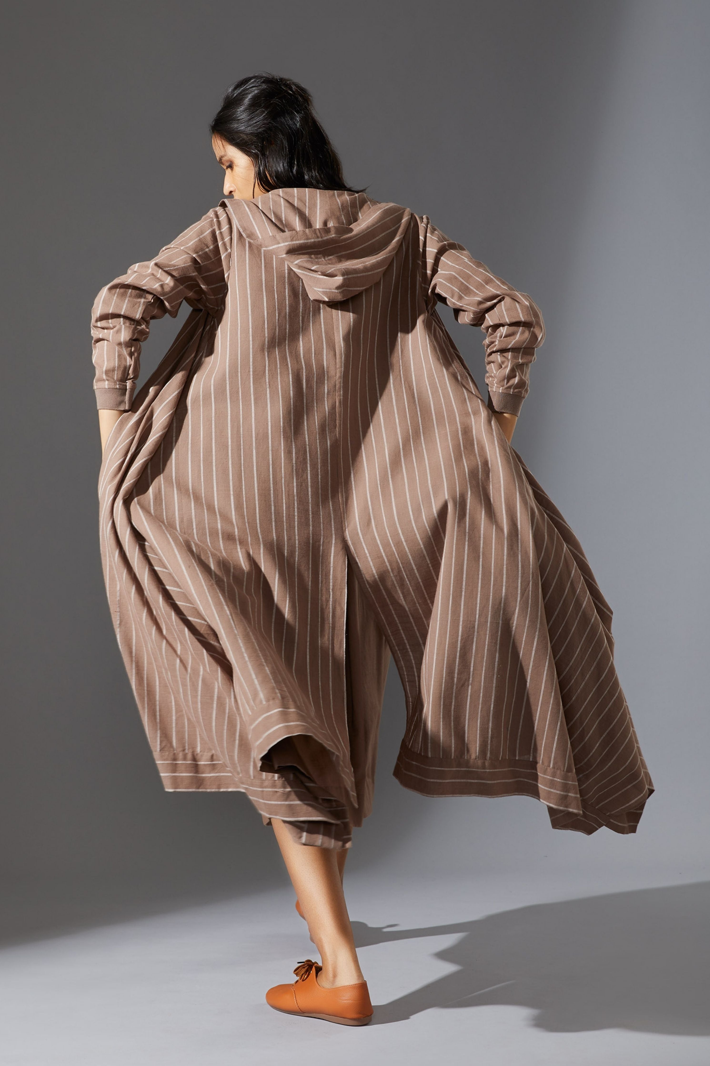 Mati Hooded Koza Beige Overlay