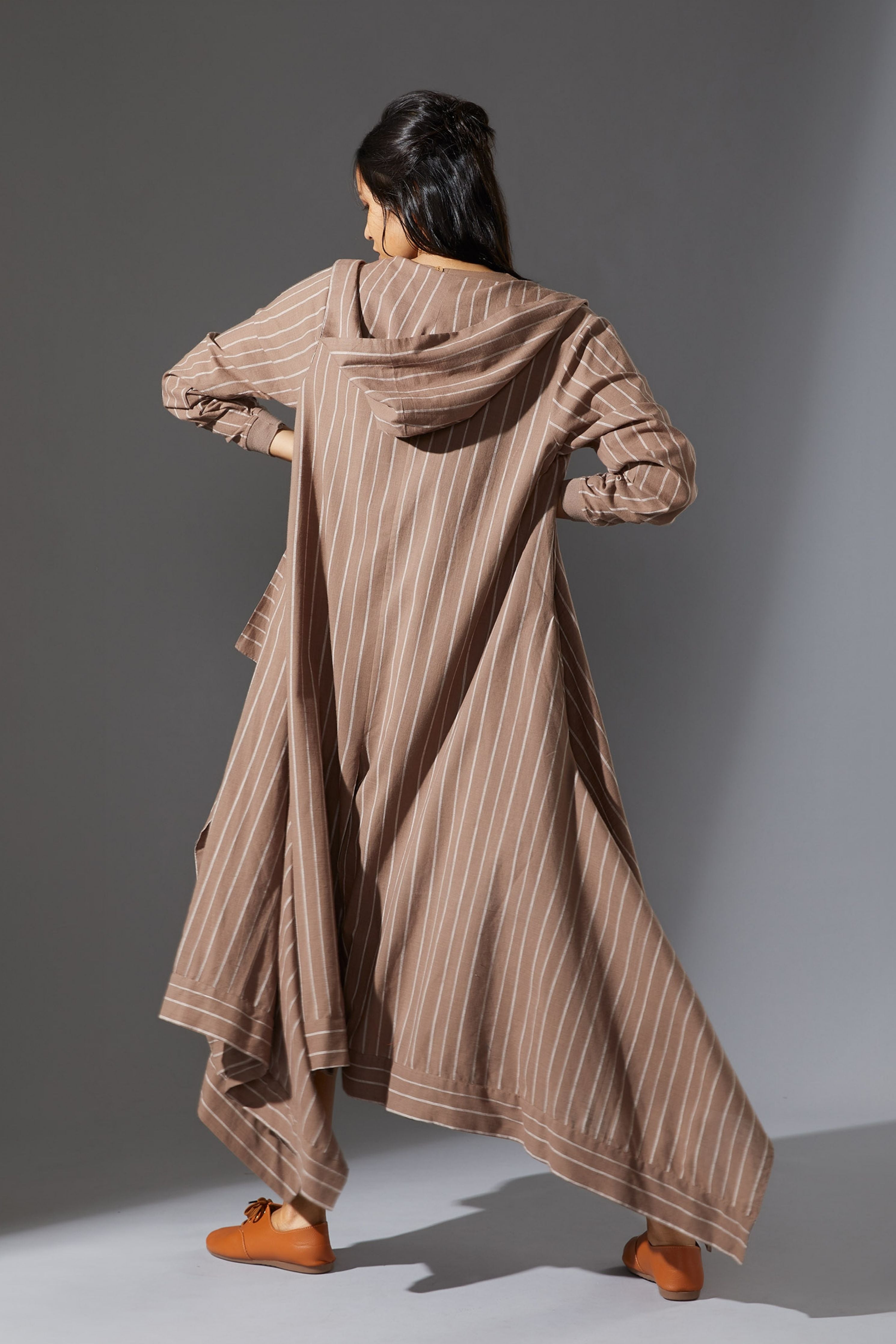 Mati Hooded Koza Beige Overlay