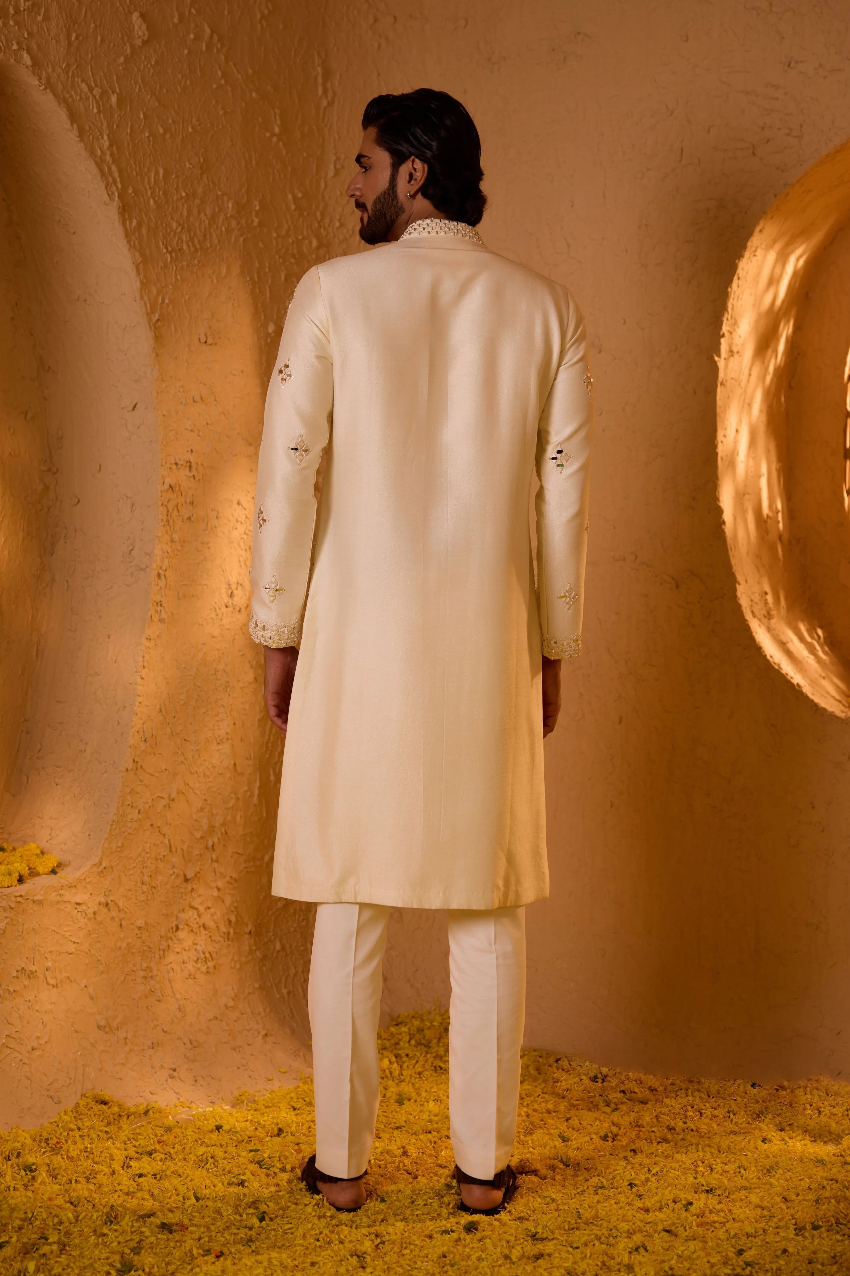 Varunesh Kurta Set