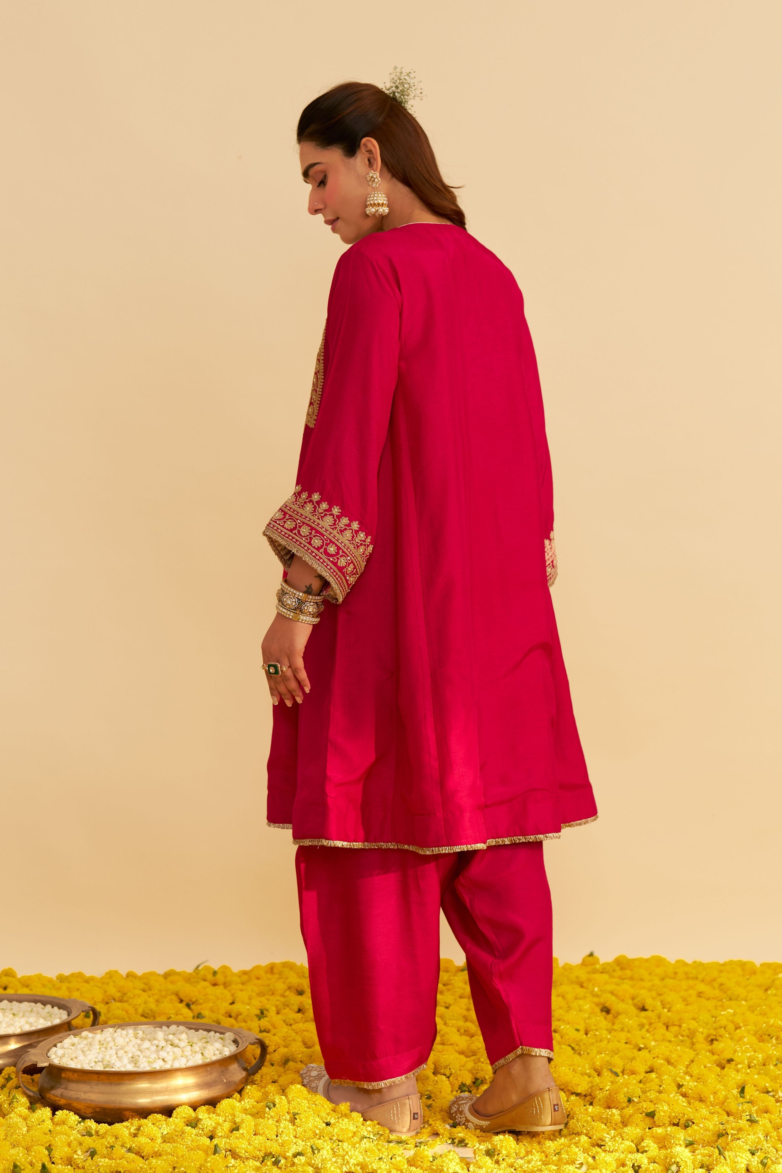 Mehza Short Chauga With Salwar