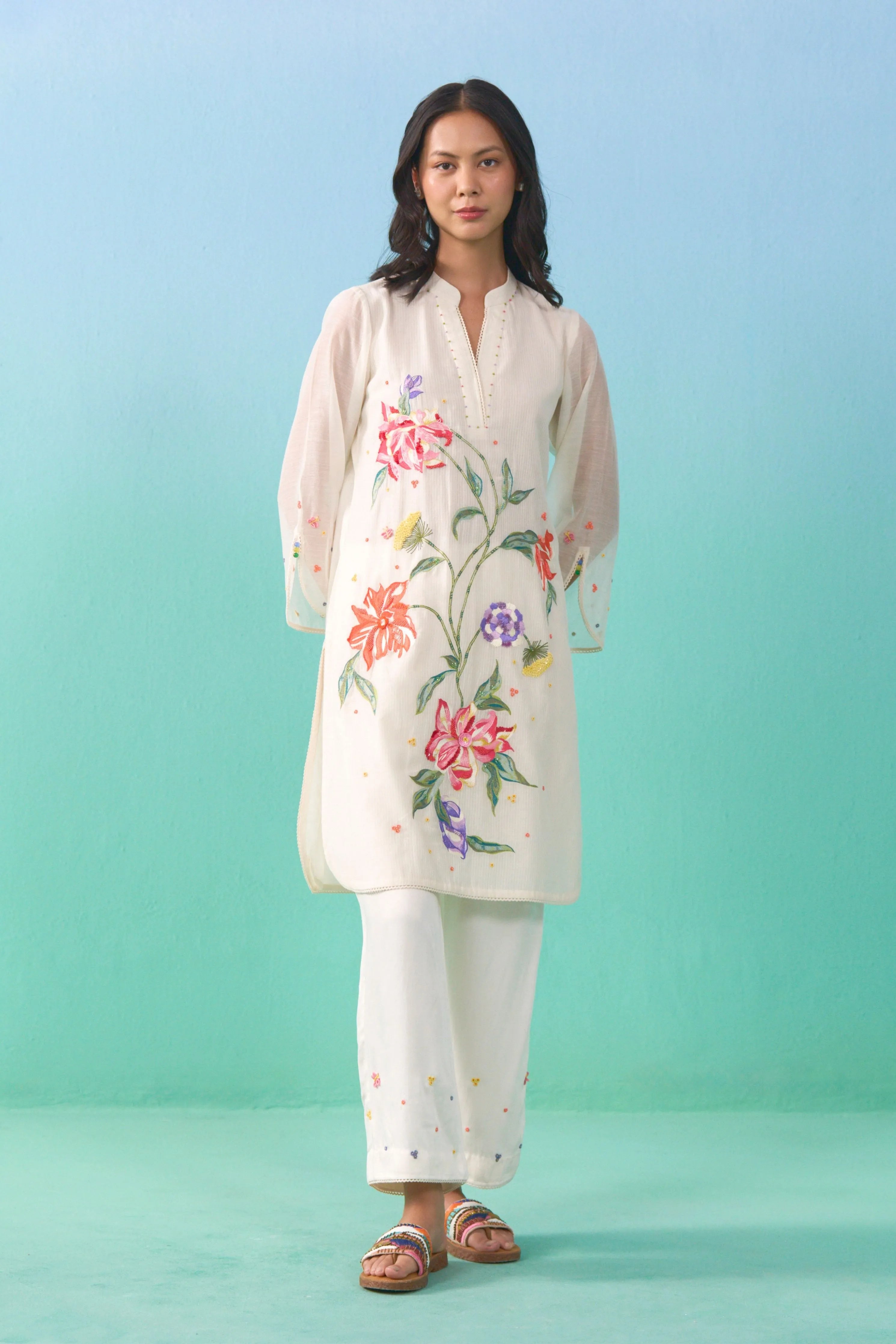 Bageecha Kurta Set