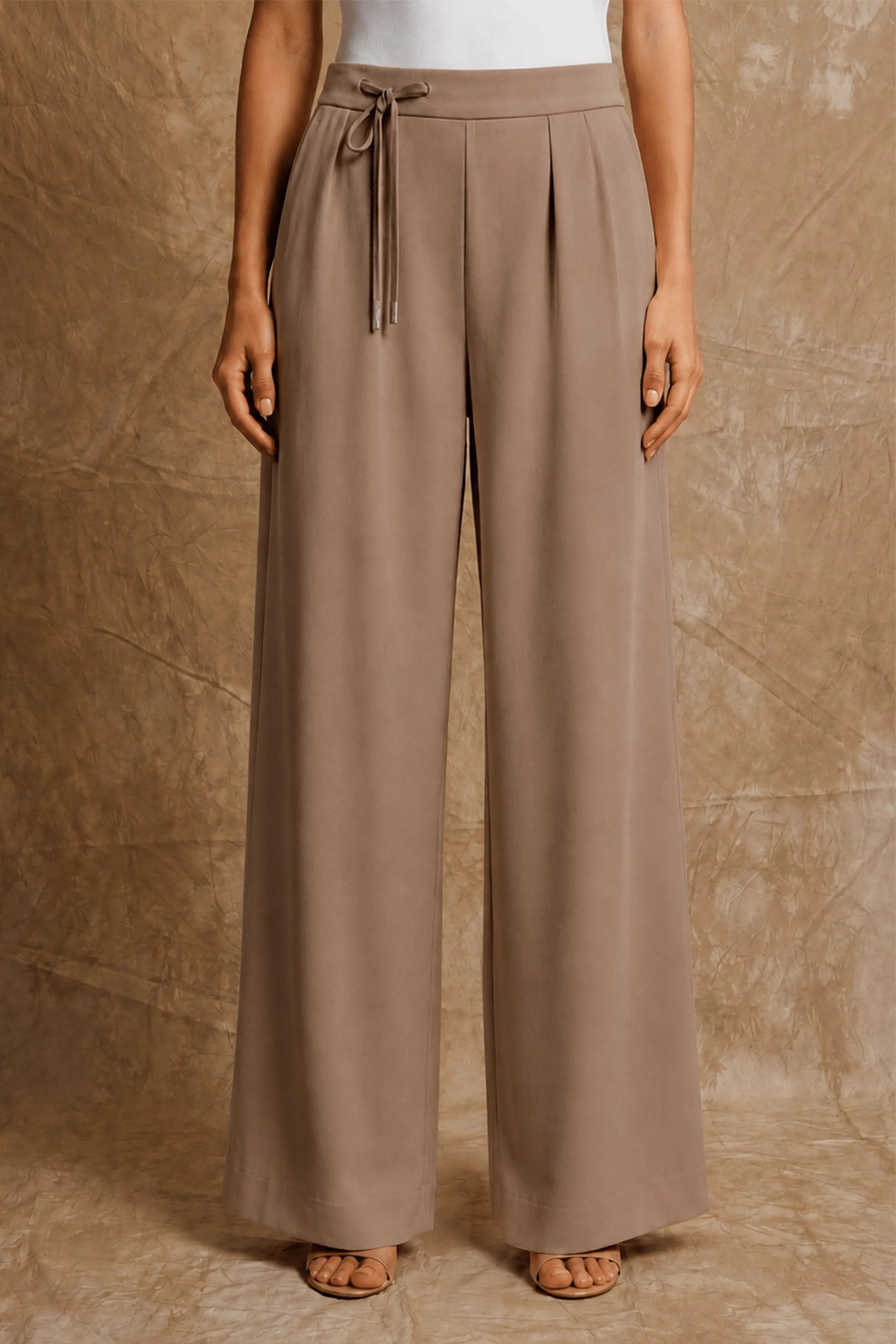 Wide-Leg Trouser