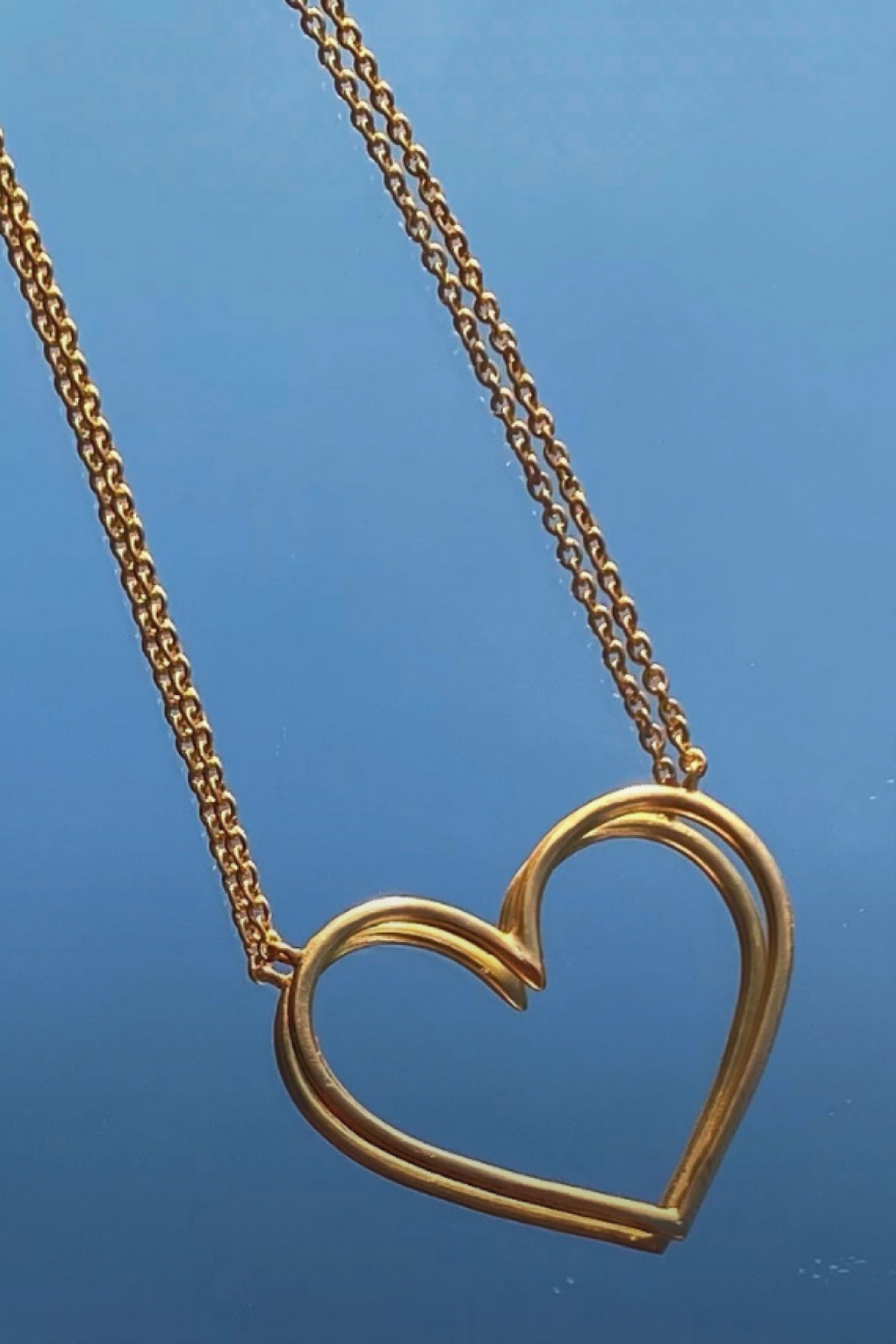 Amor Necklace