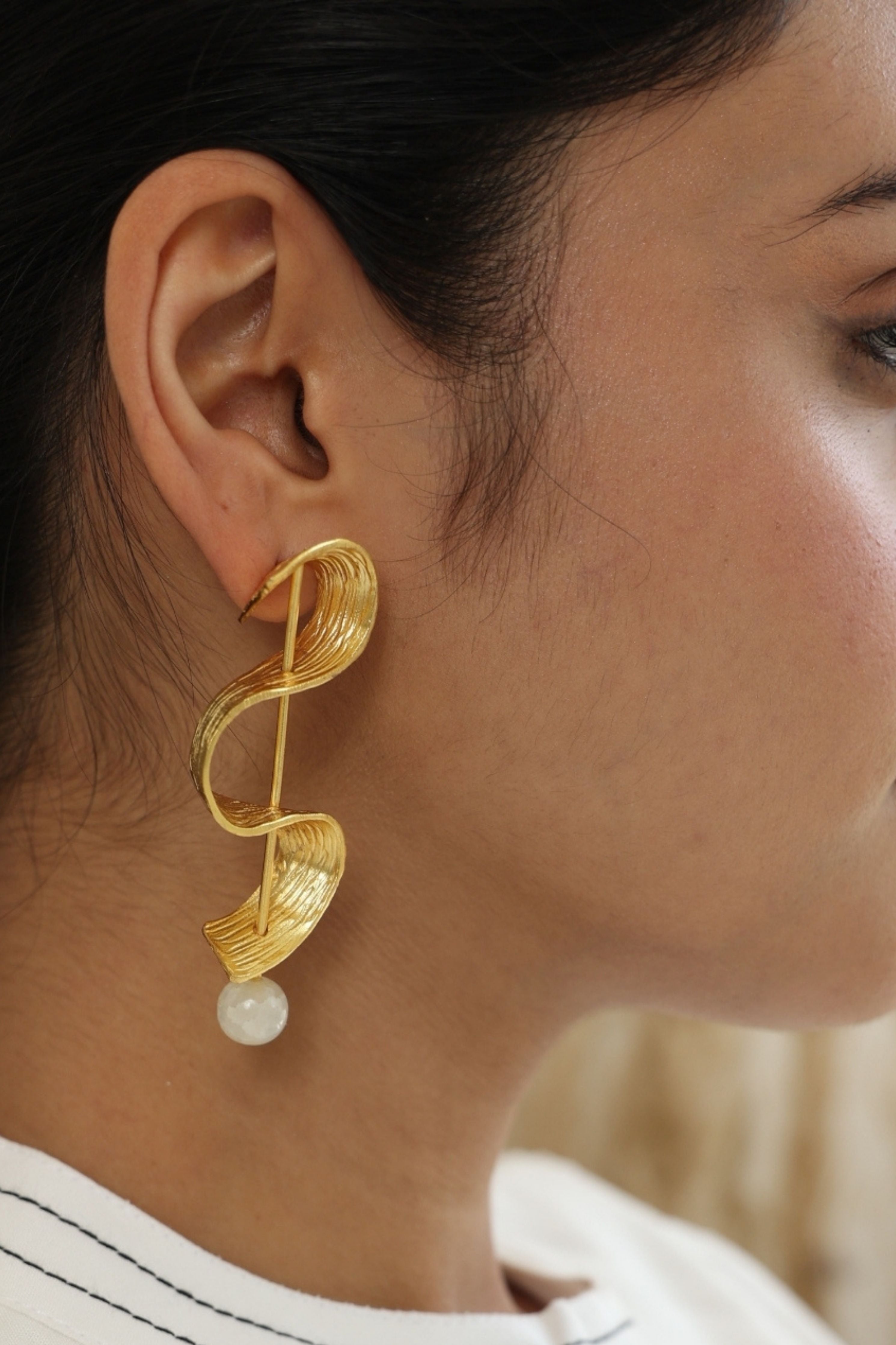 Aarna Earrings