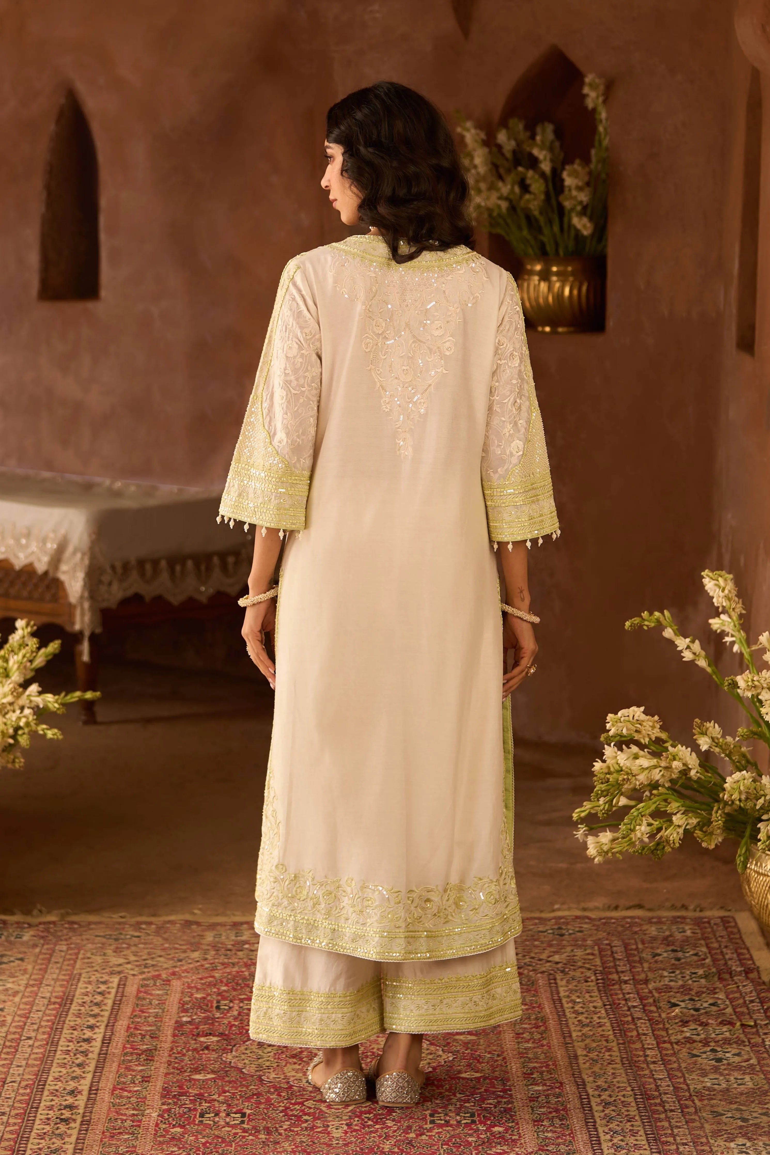 Nurvi Daisy Ivory Long ALine Kurta Set